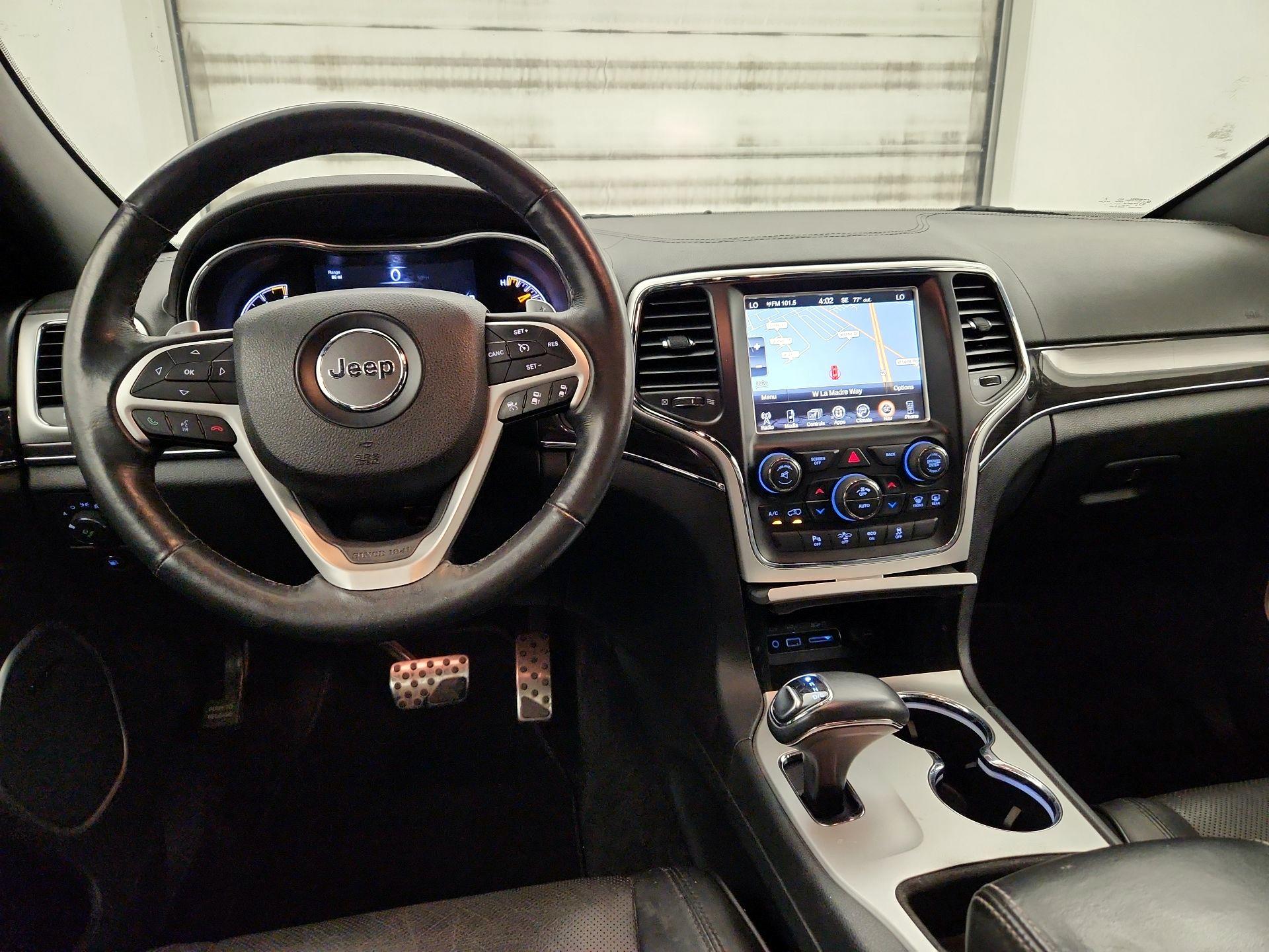 Thumbnail: 2015 Jeep Grand Cherokee - 9