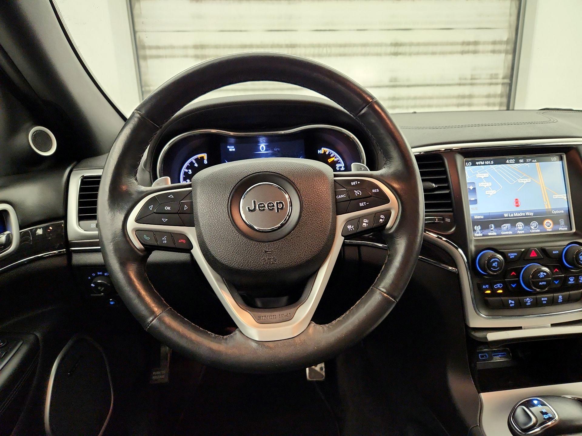 Thumbnail: 2015 Jeep Grand Cherokee - 10