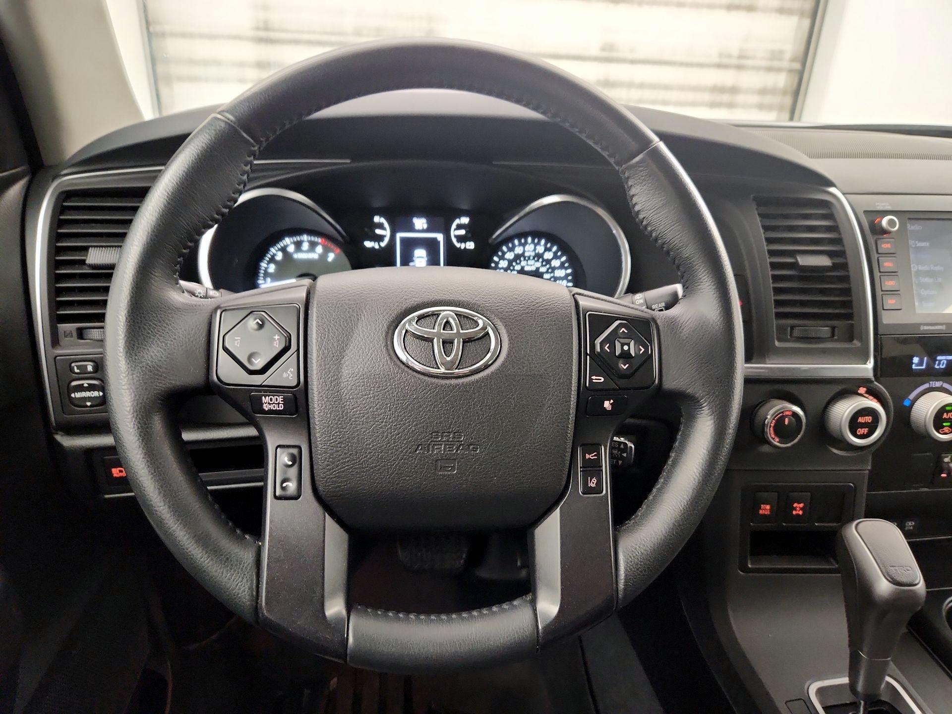 Thumbnail: 2021 Toyota Sequoia - 10