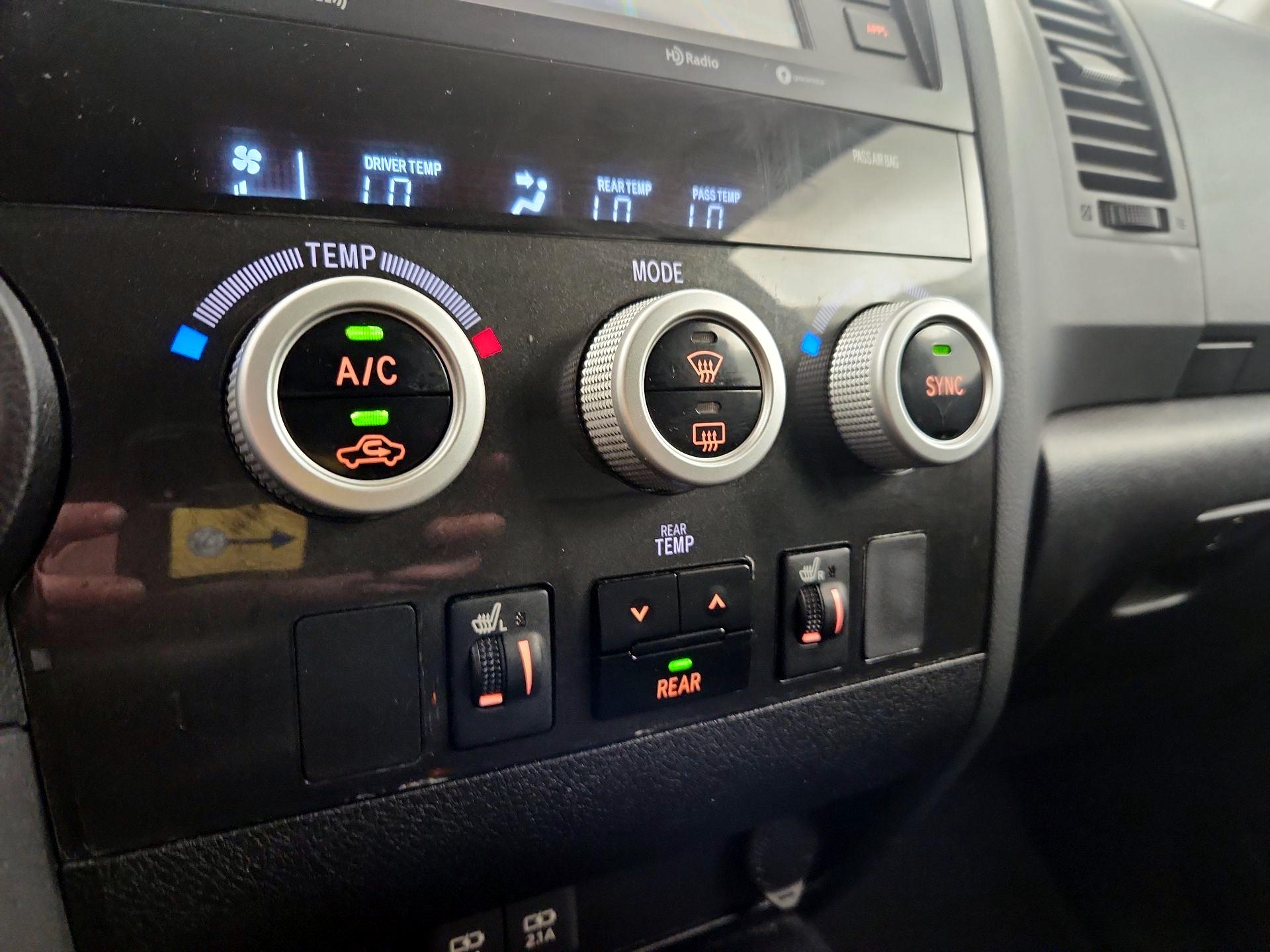 Thumbnail: 2021 Toyota Sequoia - 16