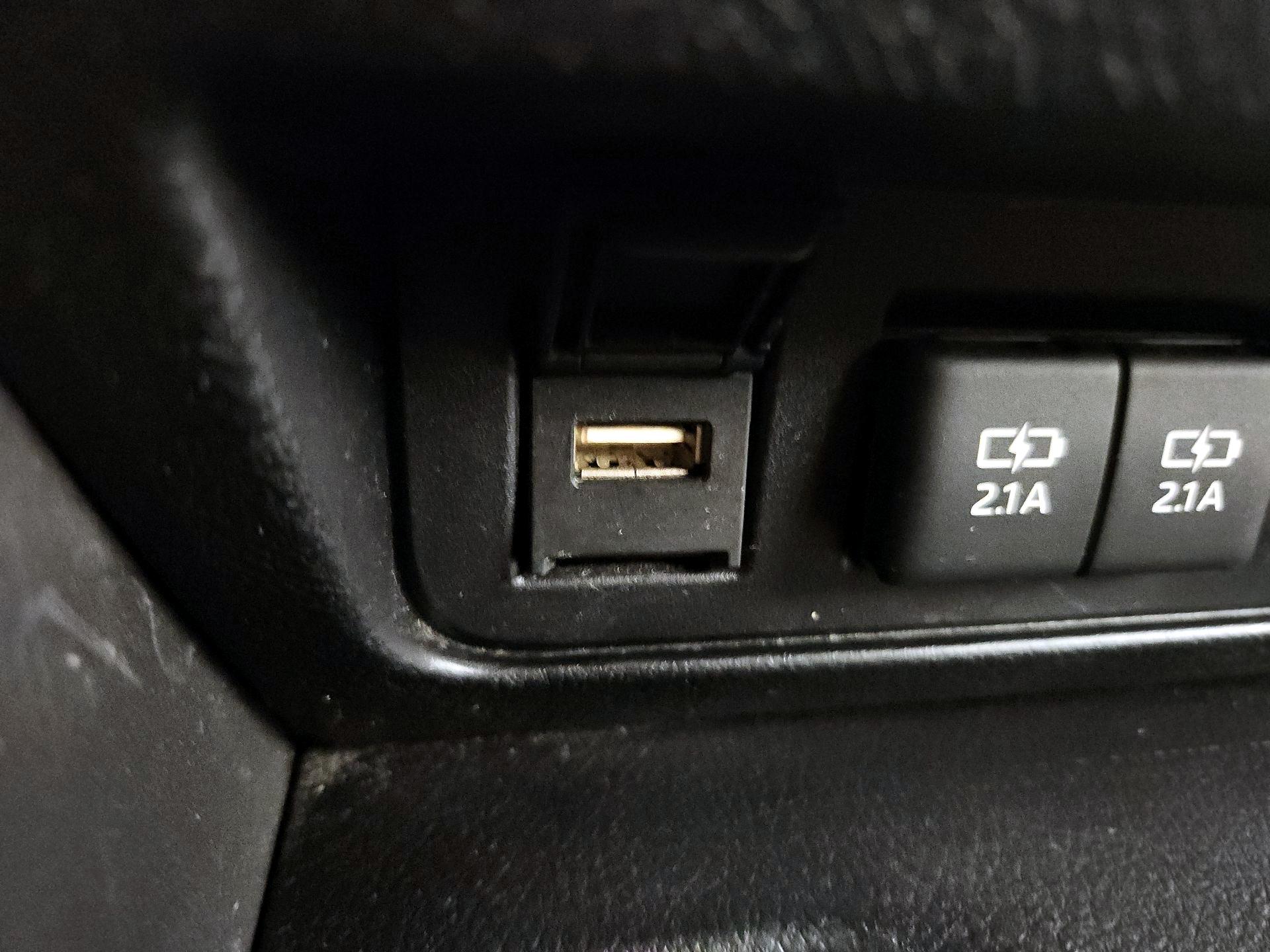 Thumbnail: 2021 Toyota Sequoia - 18