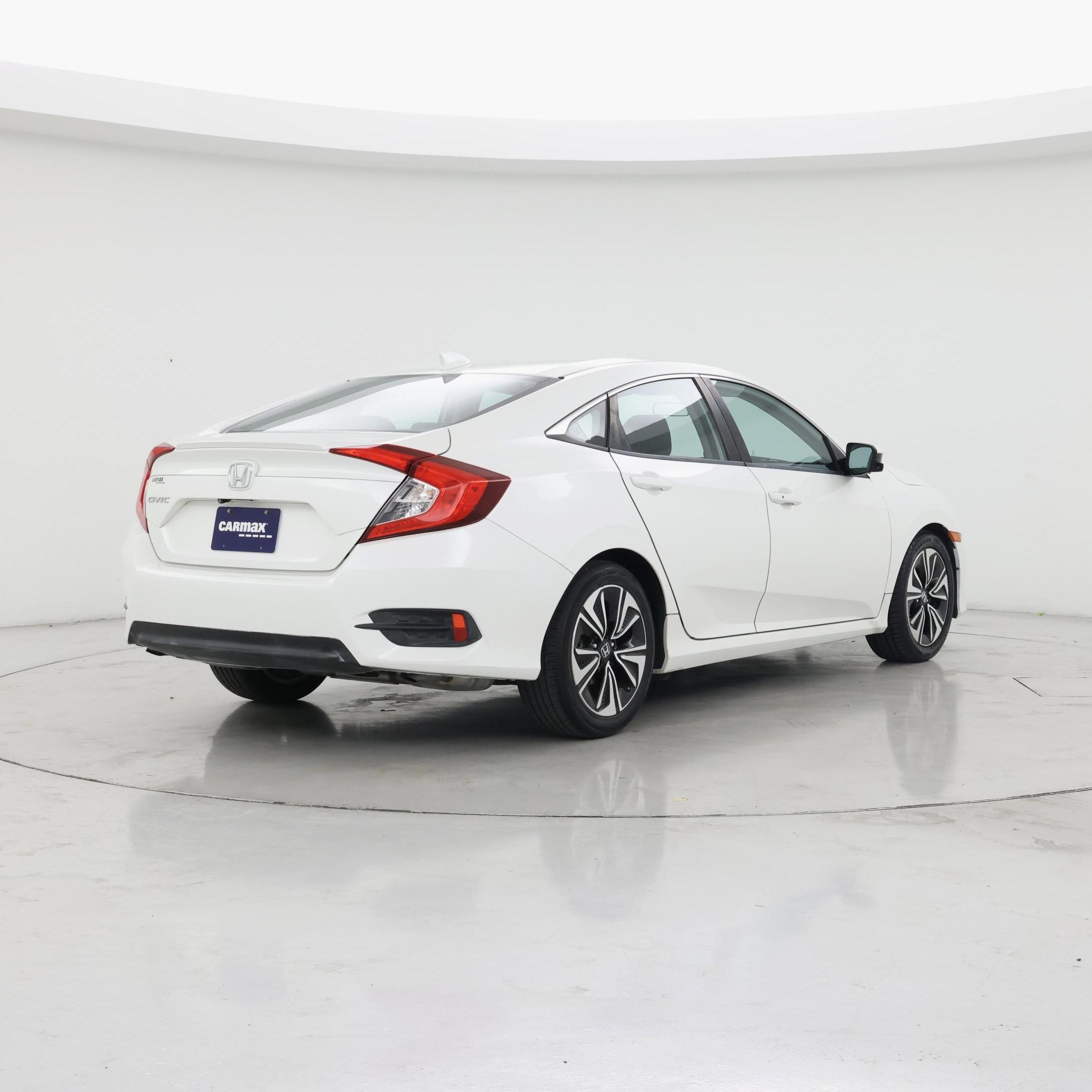 Thumbnail: 2017 Honda Civic - 8