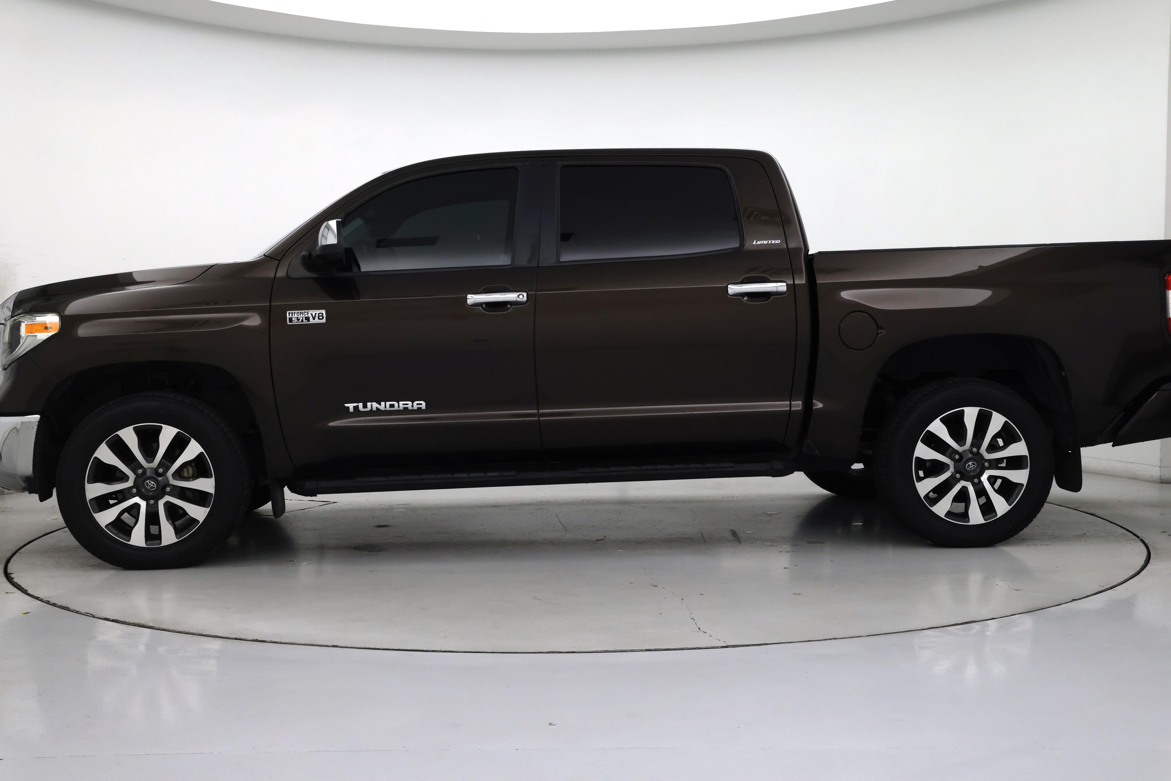 Thumbnail: 2018 Toyota Tundra - 3