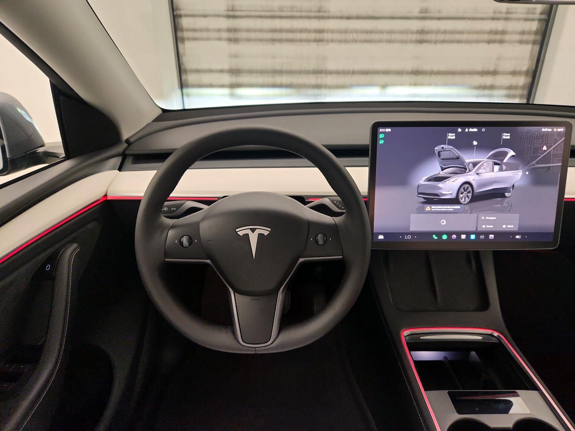 Thumbnail: 2024 Tesla Model Y - 10
