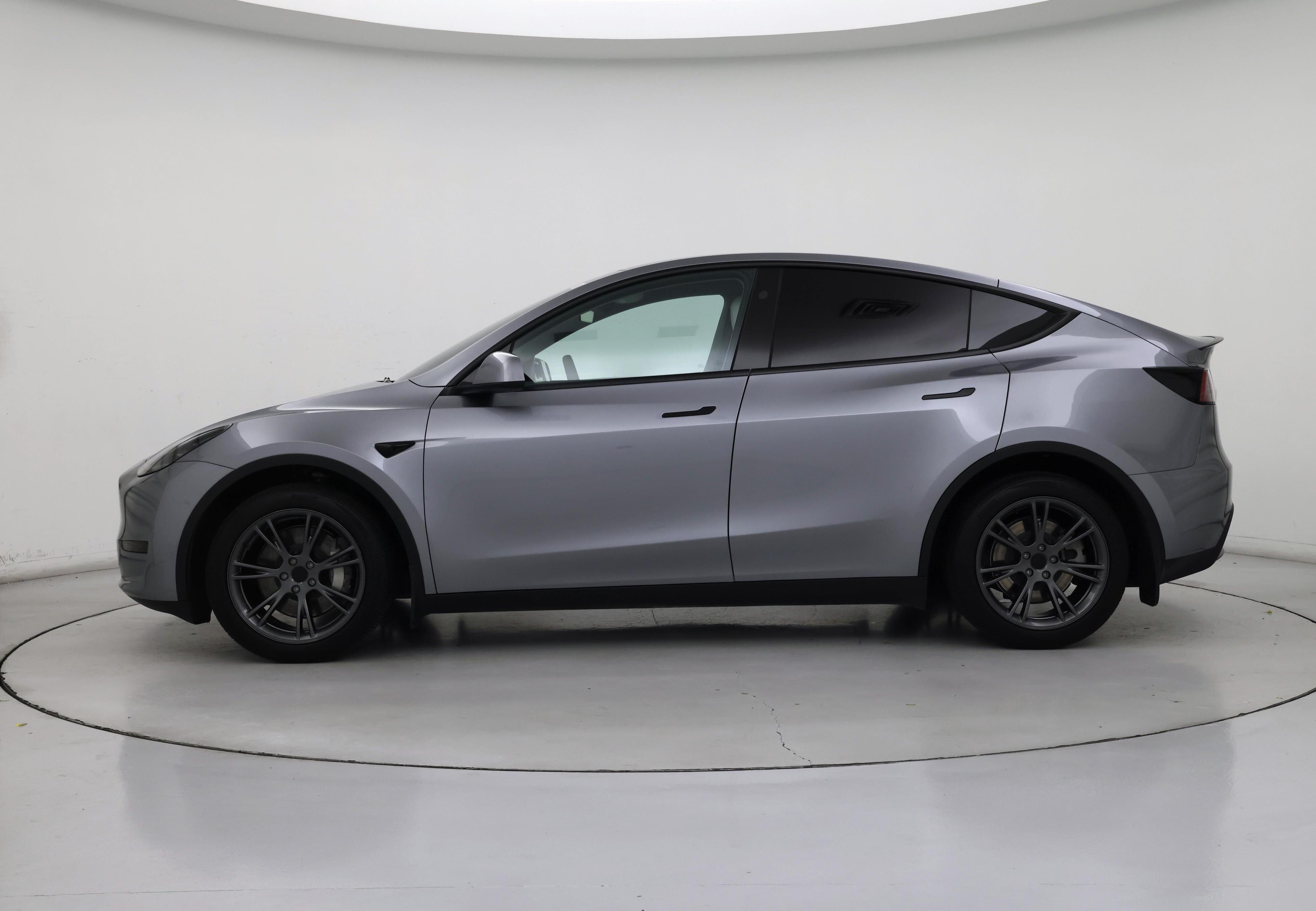 Thumbnail: 2024 Tesla Model Y - 3