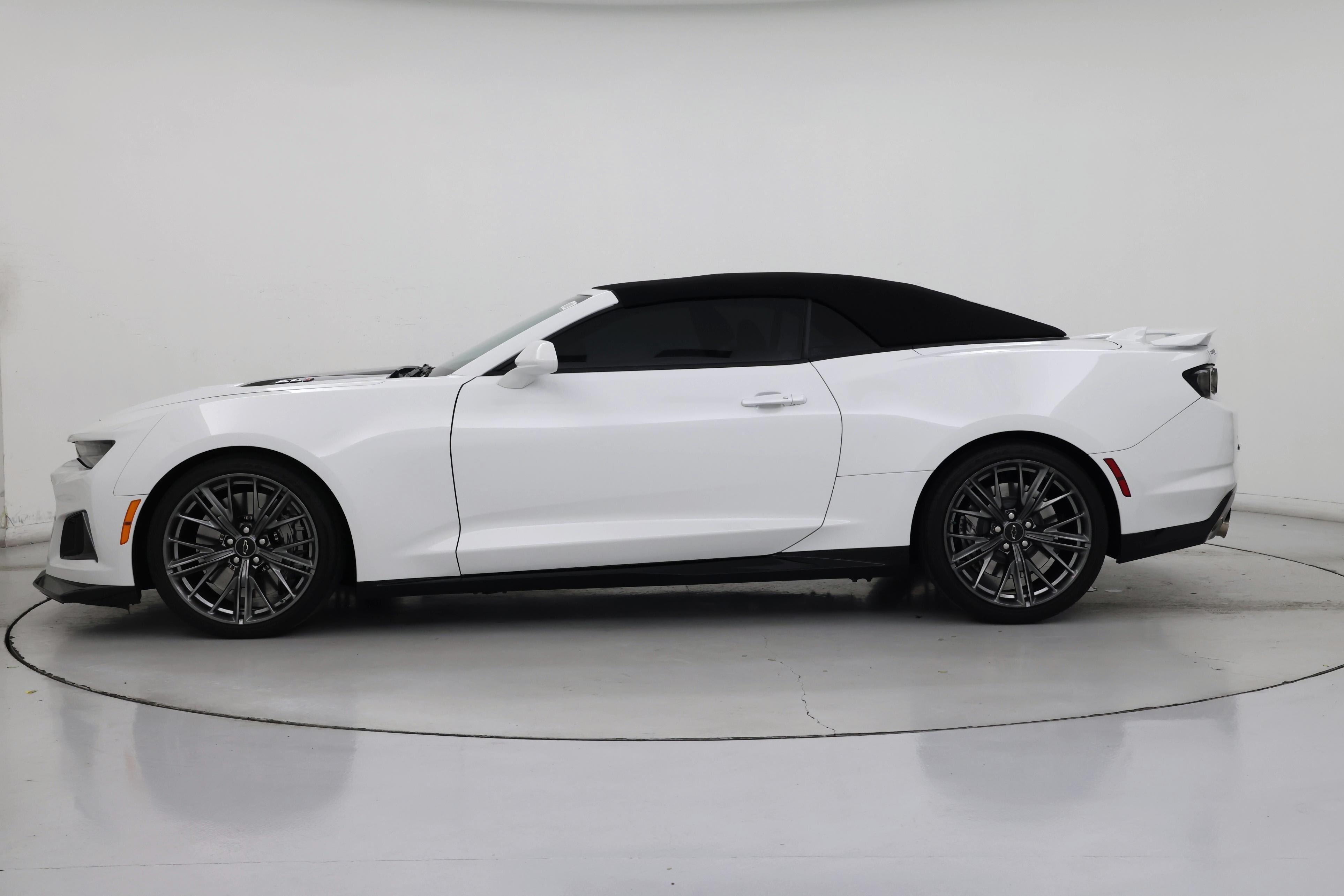 Thumbnail: 2022 Chevrolet Camaro - 3