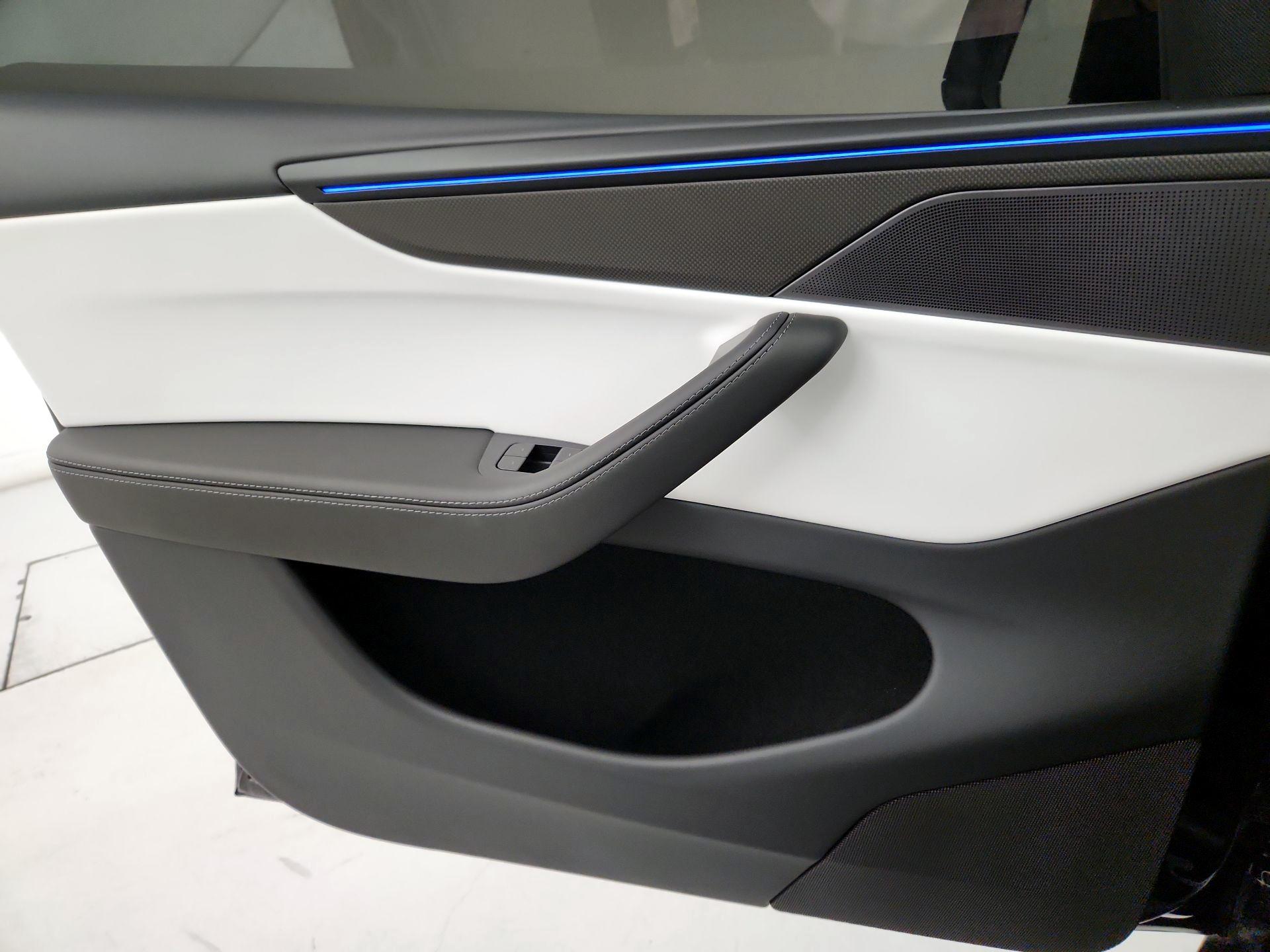 Thumbnail: 2026 Tesla Model Y - 12