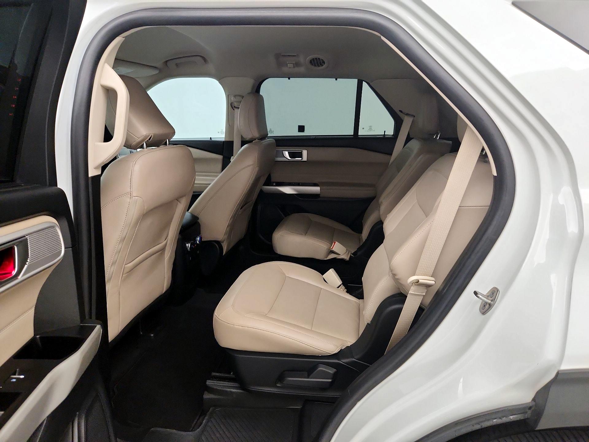 Thumbnail: 2021 Ford Explorer - 20