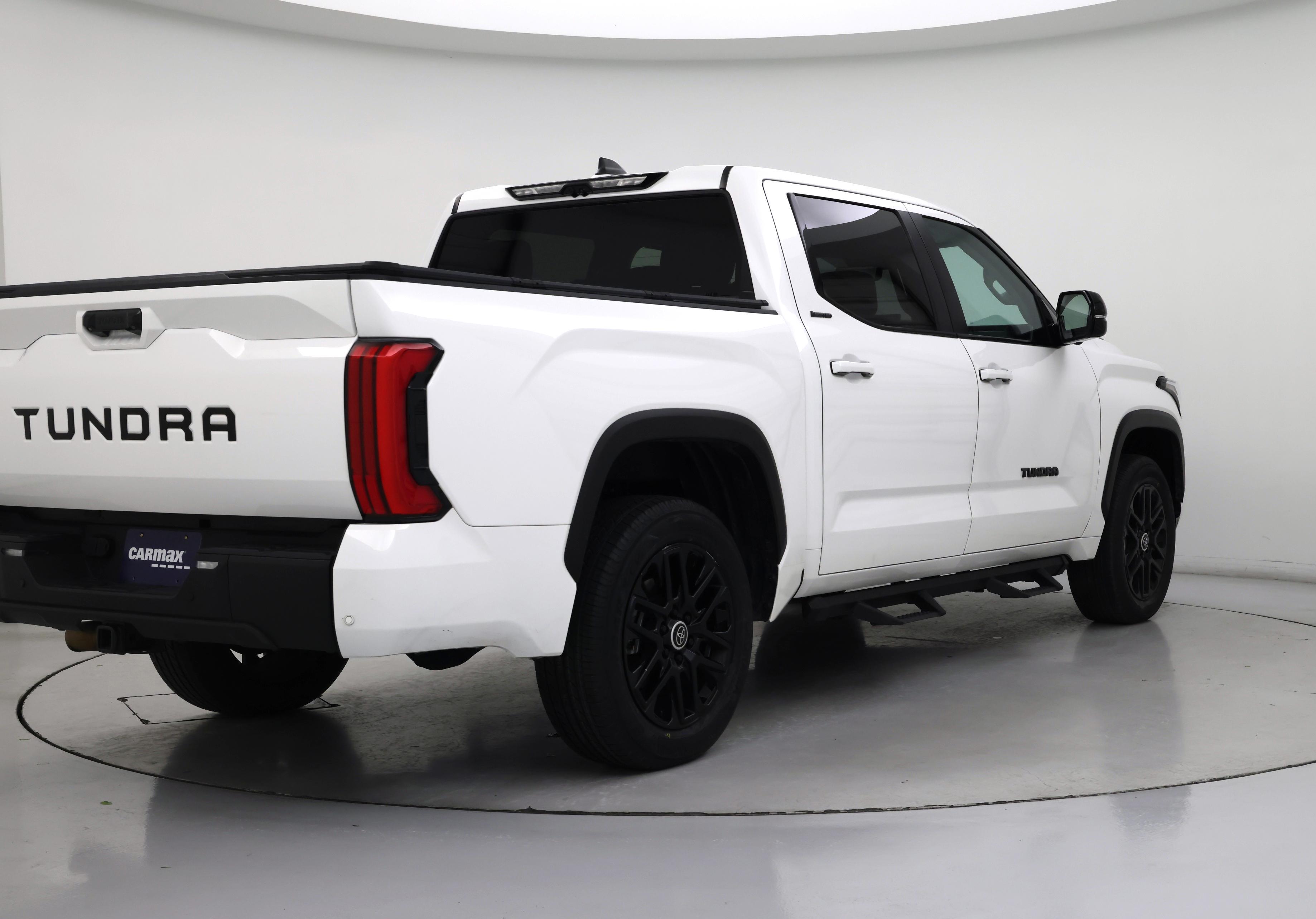Thumbnail: 2024 Toyota Tundra - 8