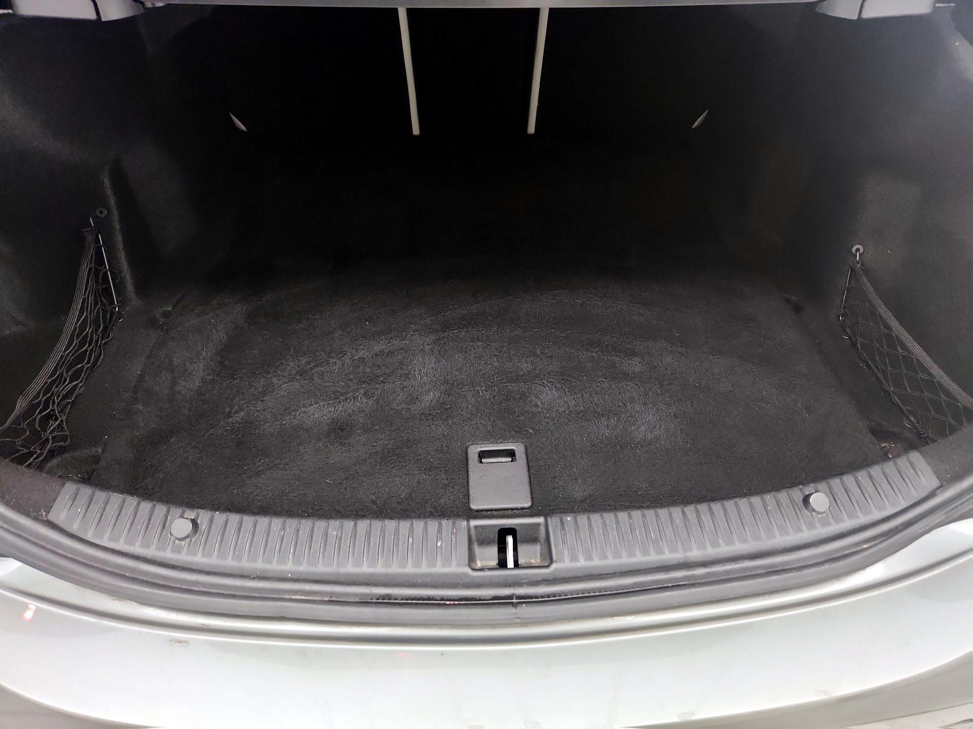 Thumbnail: 2015 Mercedes-Benz C-Class - 20