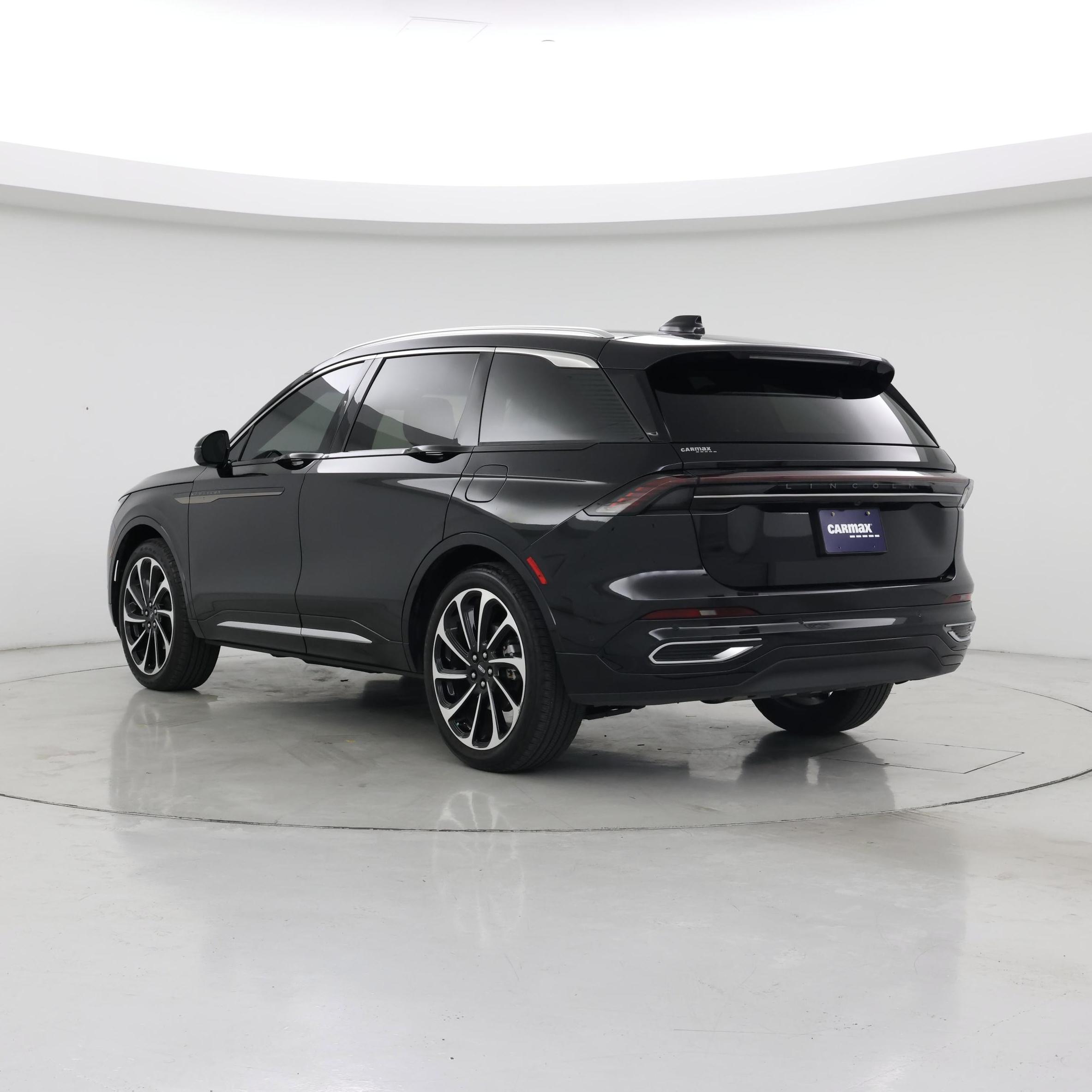 Thumbnail: 2024 Lincoln Nautilus - 2