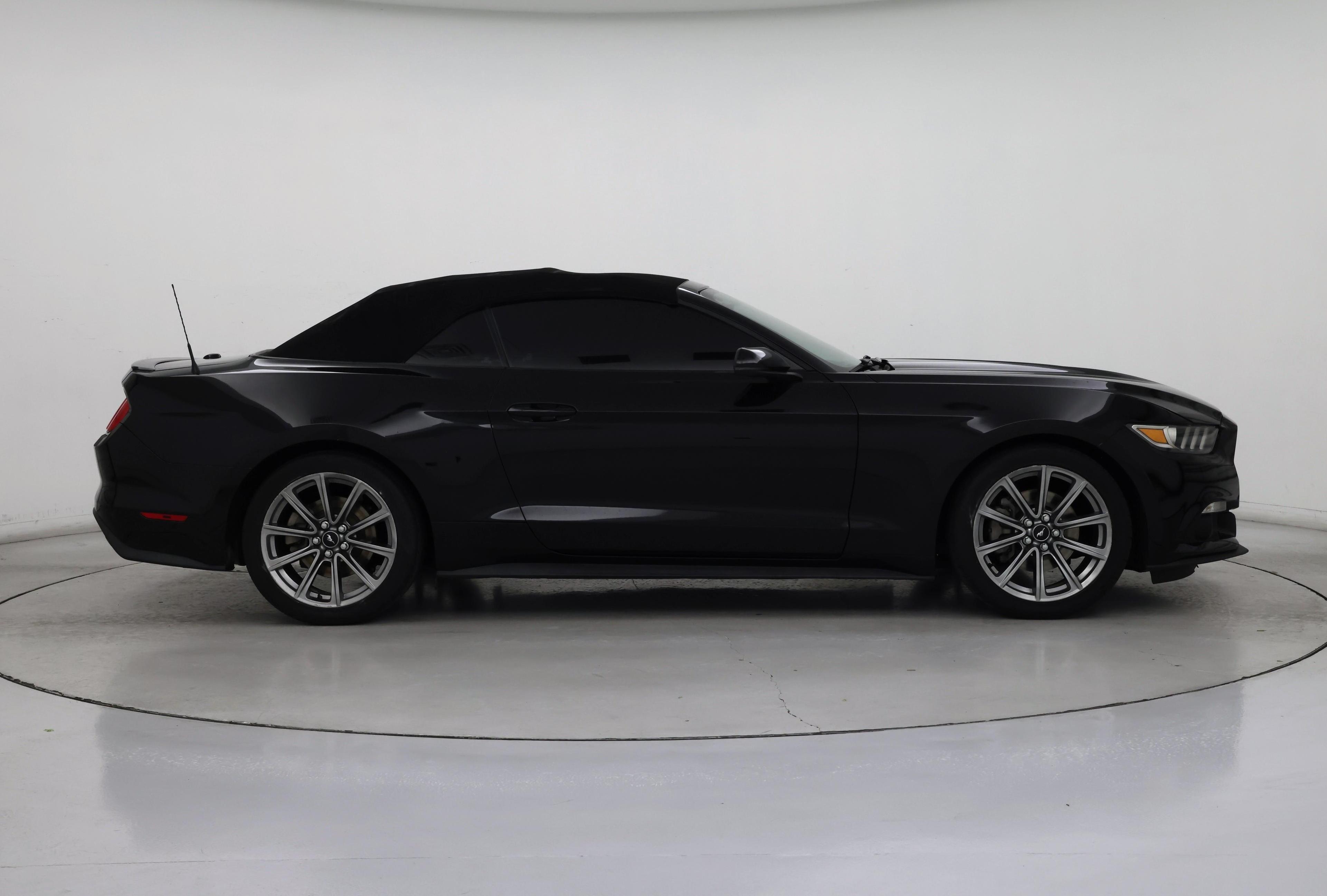 Thumbnail: 2015 Ford Mustang - 7