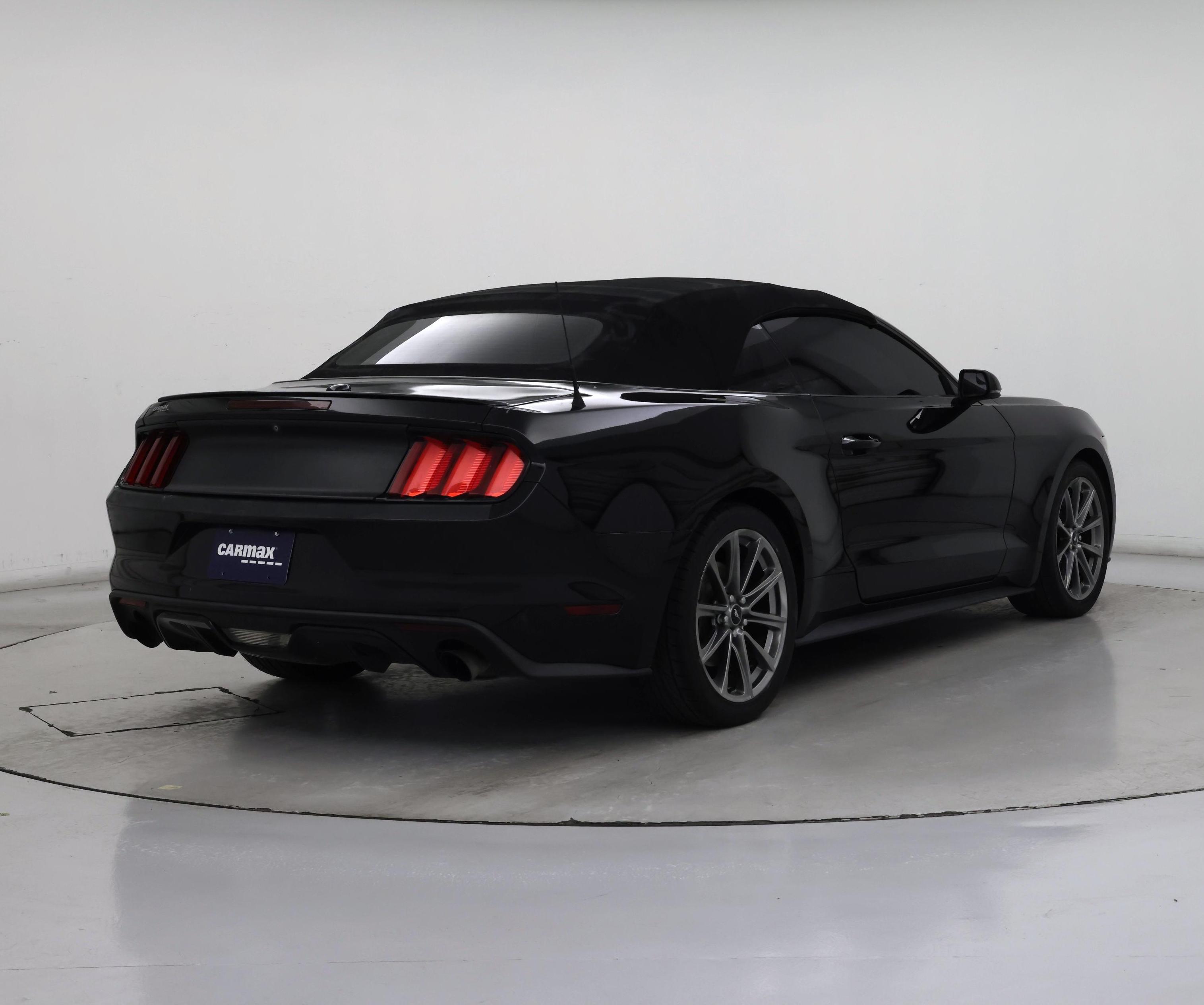 Thumbnail: 2015 Ford Mustang - 8