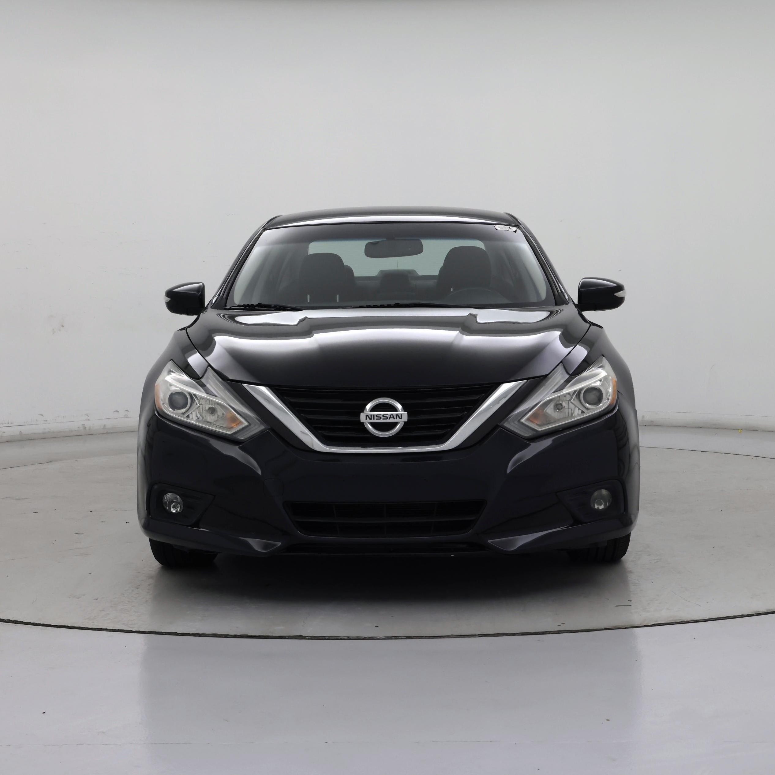 Thumbnail: 2018 Nissan Altima - 5