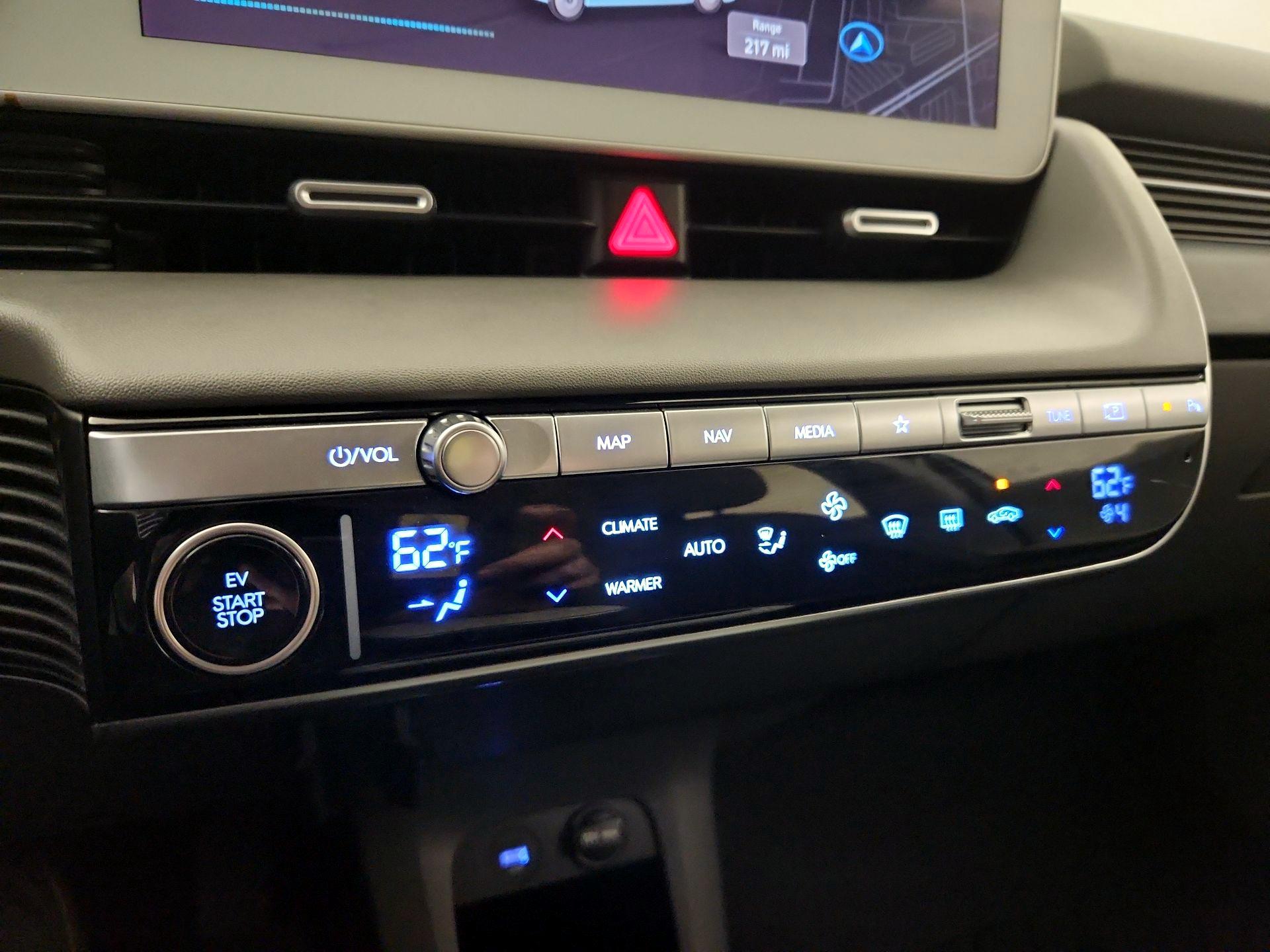 Thumbnail: 2024 Hyundai Ioniq 5 - 17