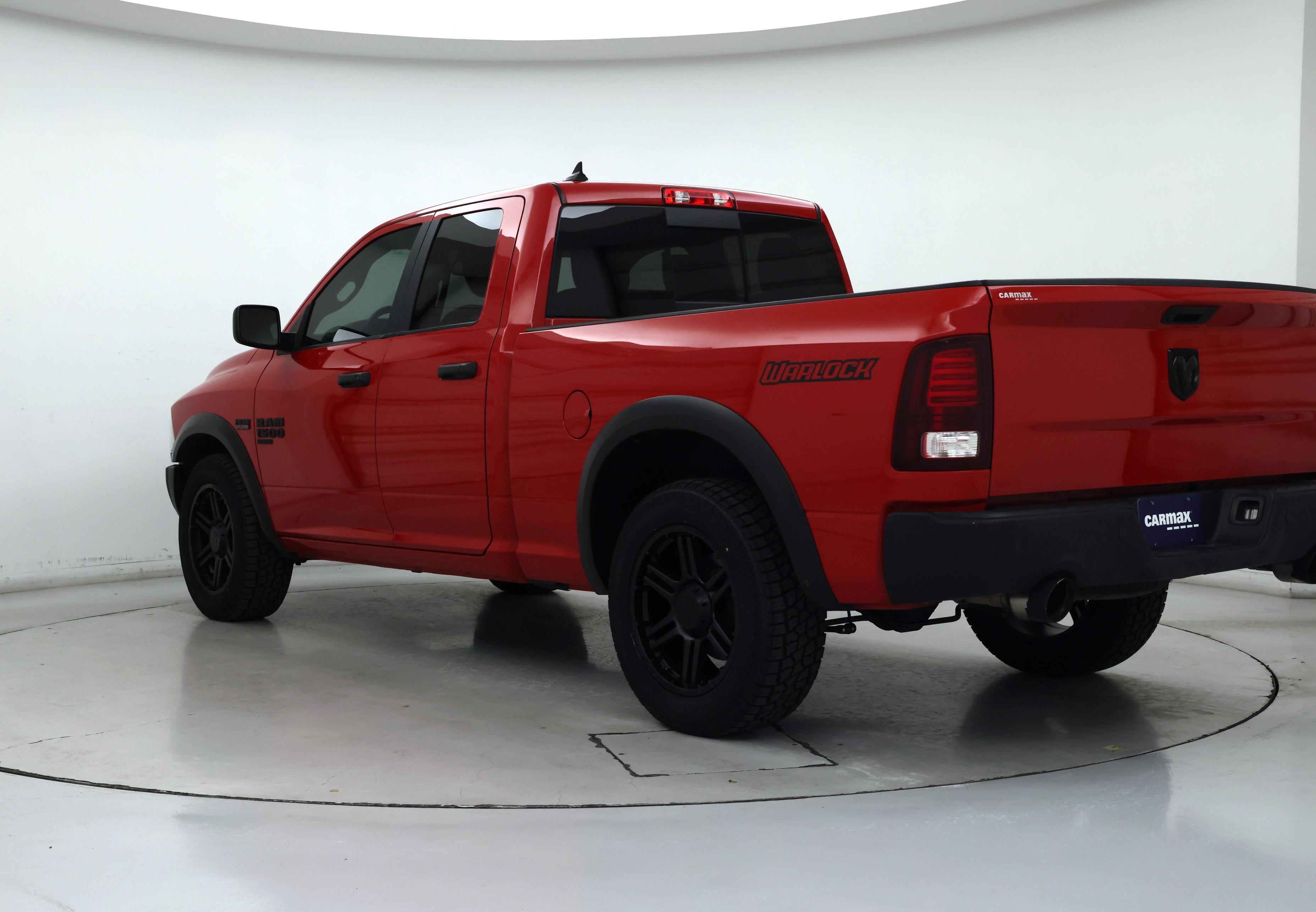 Thumbnail: 2020 RAM 1500 Classic - 2