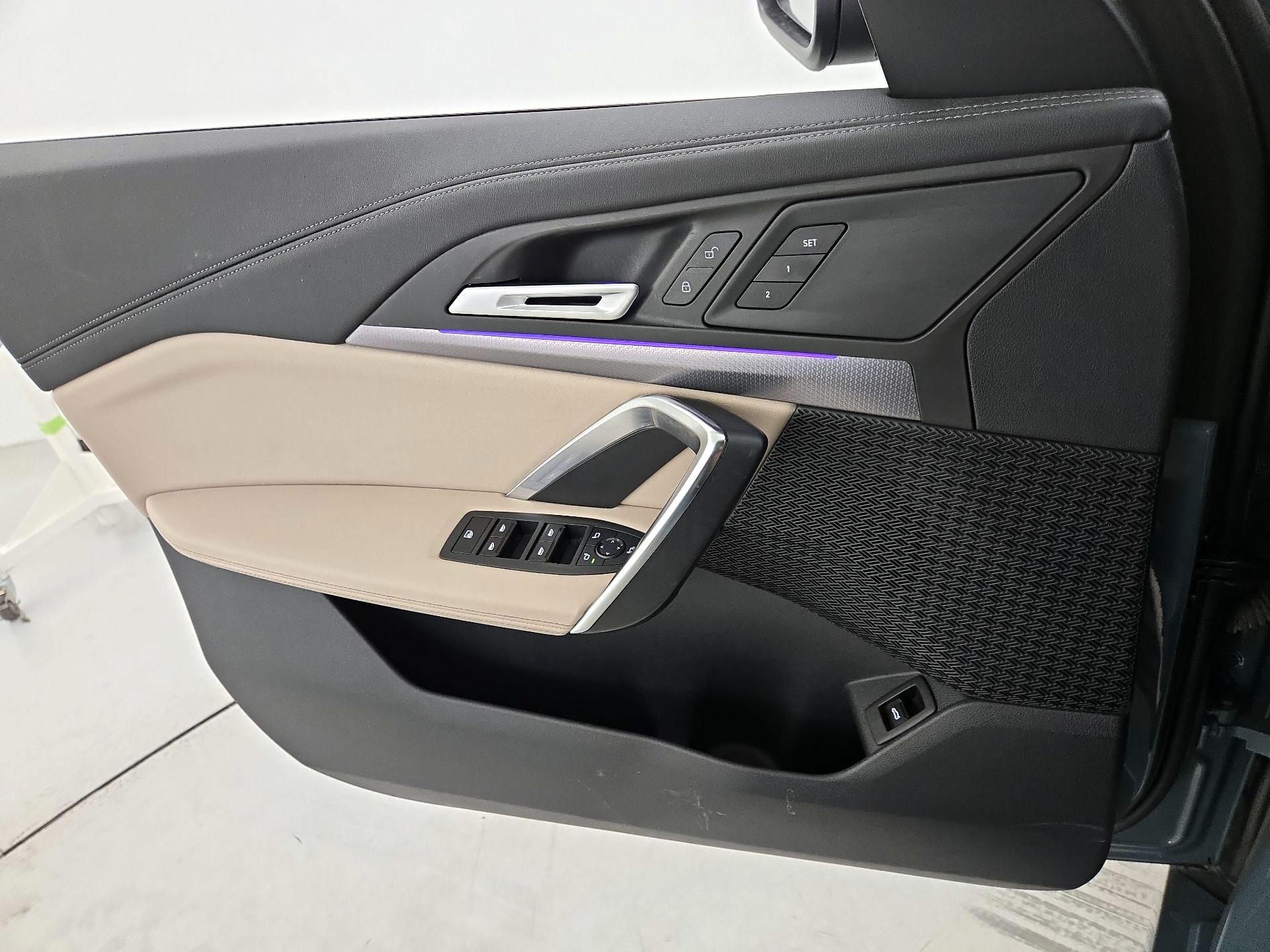 Thumbnail: 2025 BMW X1 - 12