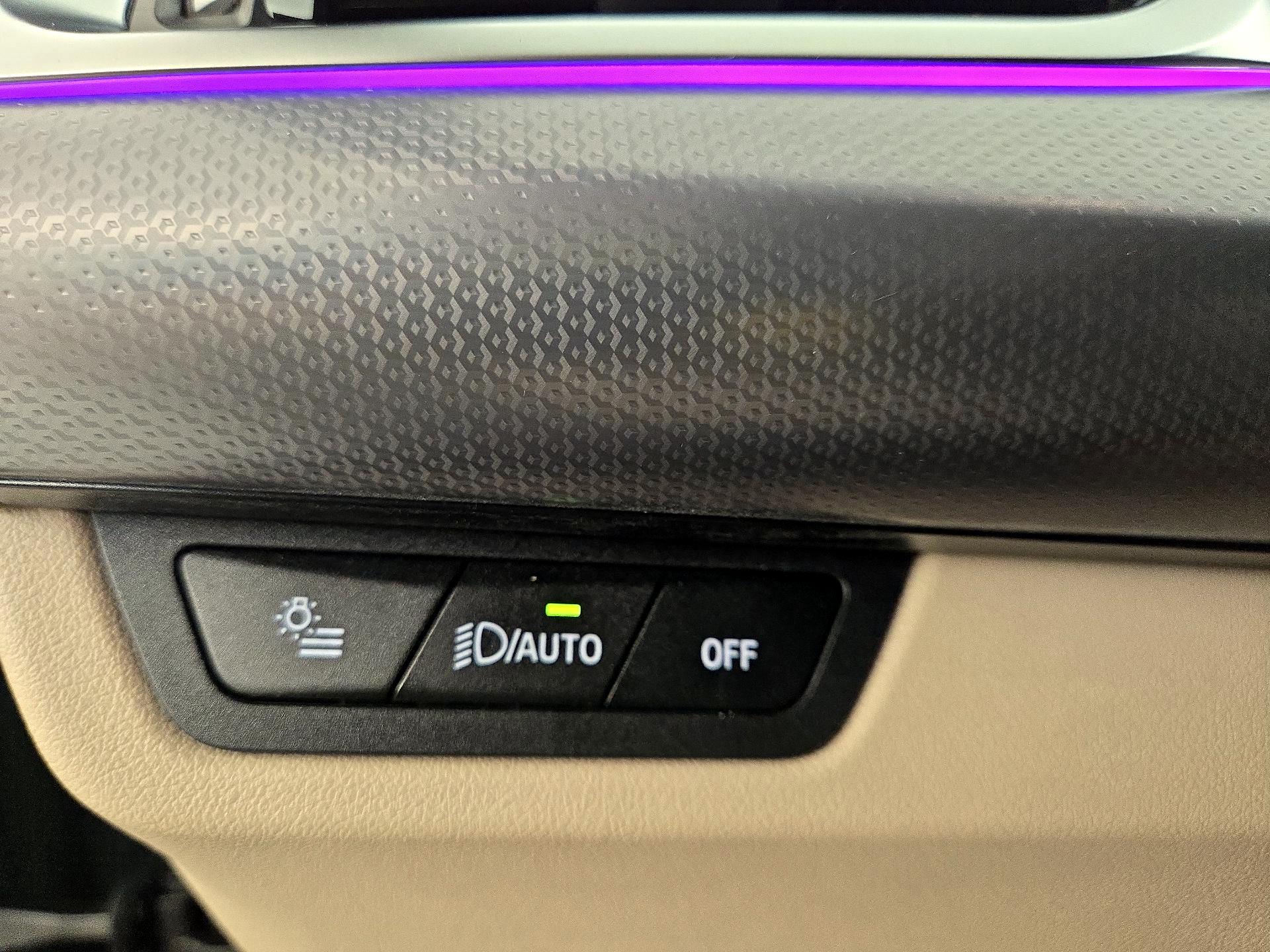 Thumbnail: 2025 BMW X1 - 13