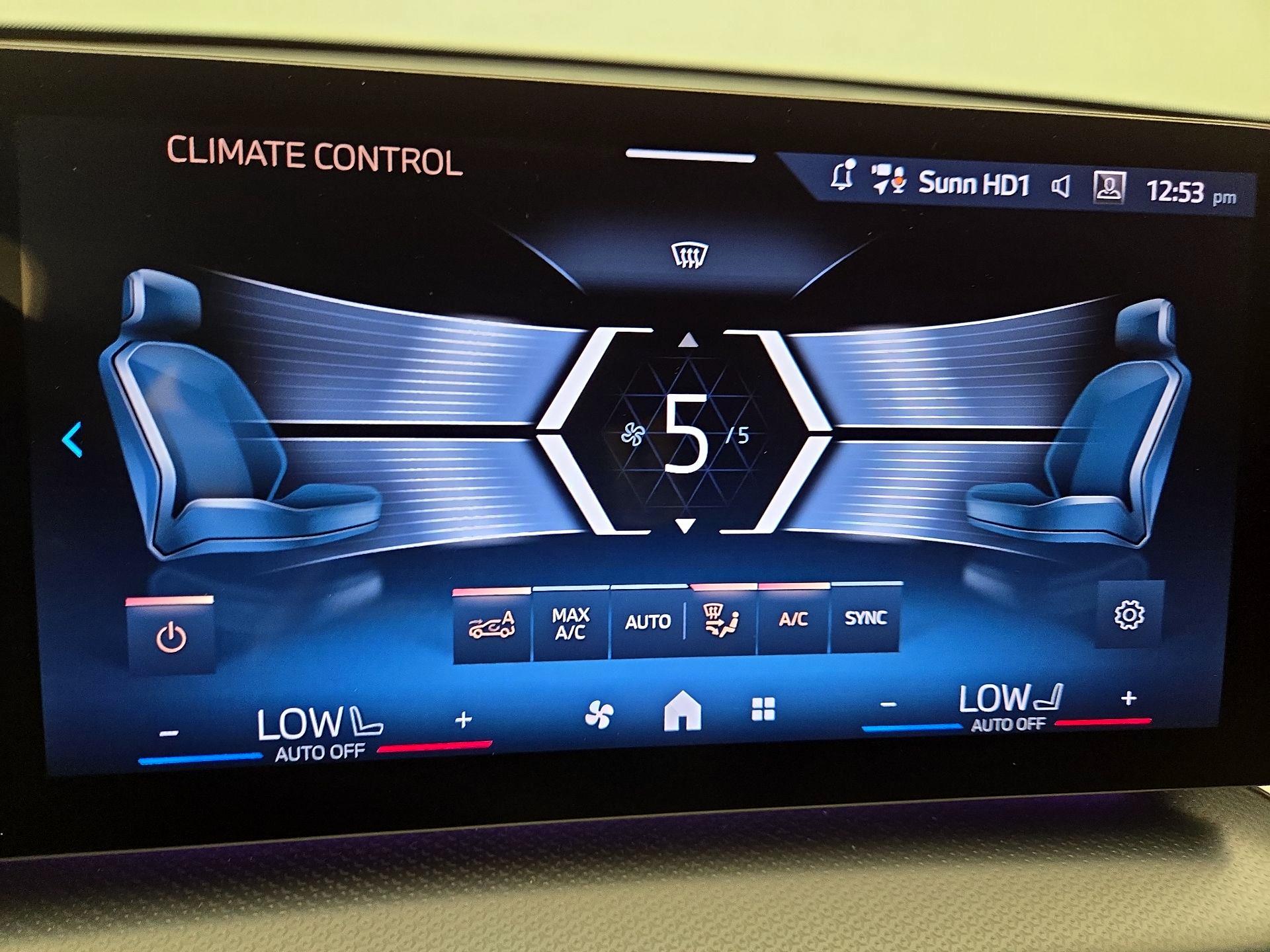 Thumbnail: 2025 BMW X1 - 17