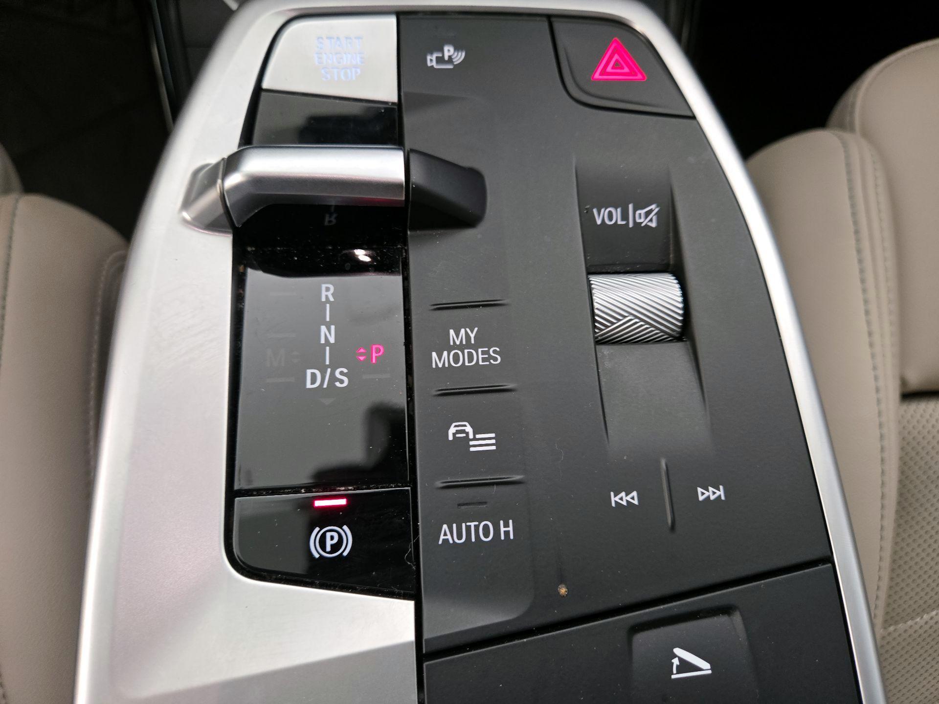 Thumbnail: 2025 BMW X1 - 18