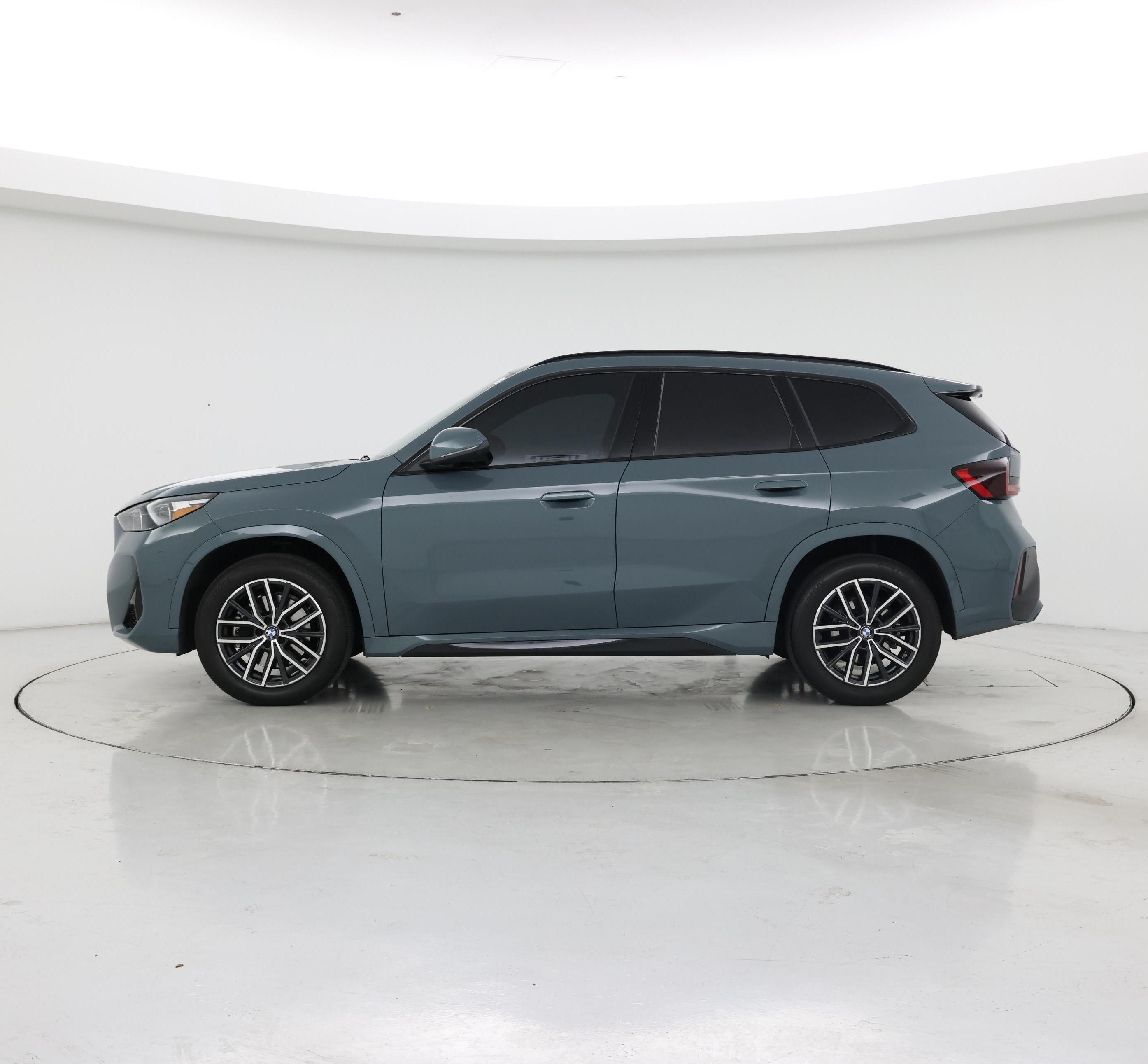 Thumbnail: 2025 BMW X1 - 3