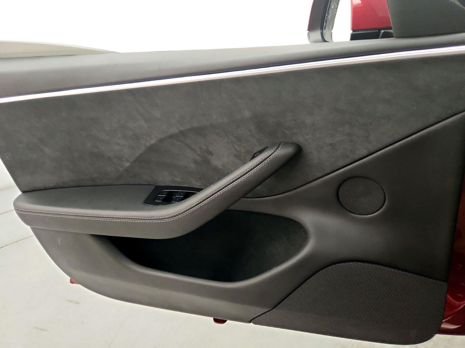 Thumbnail: 2024 Tesla Model 3 - 12