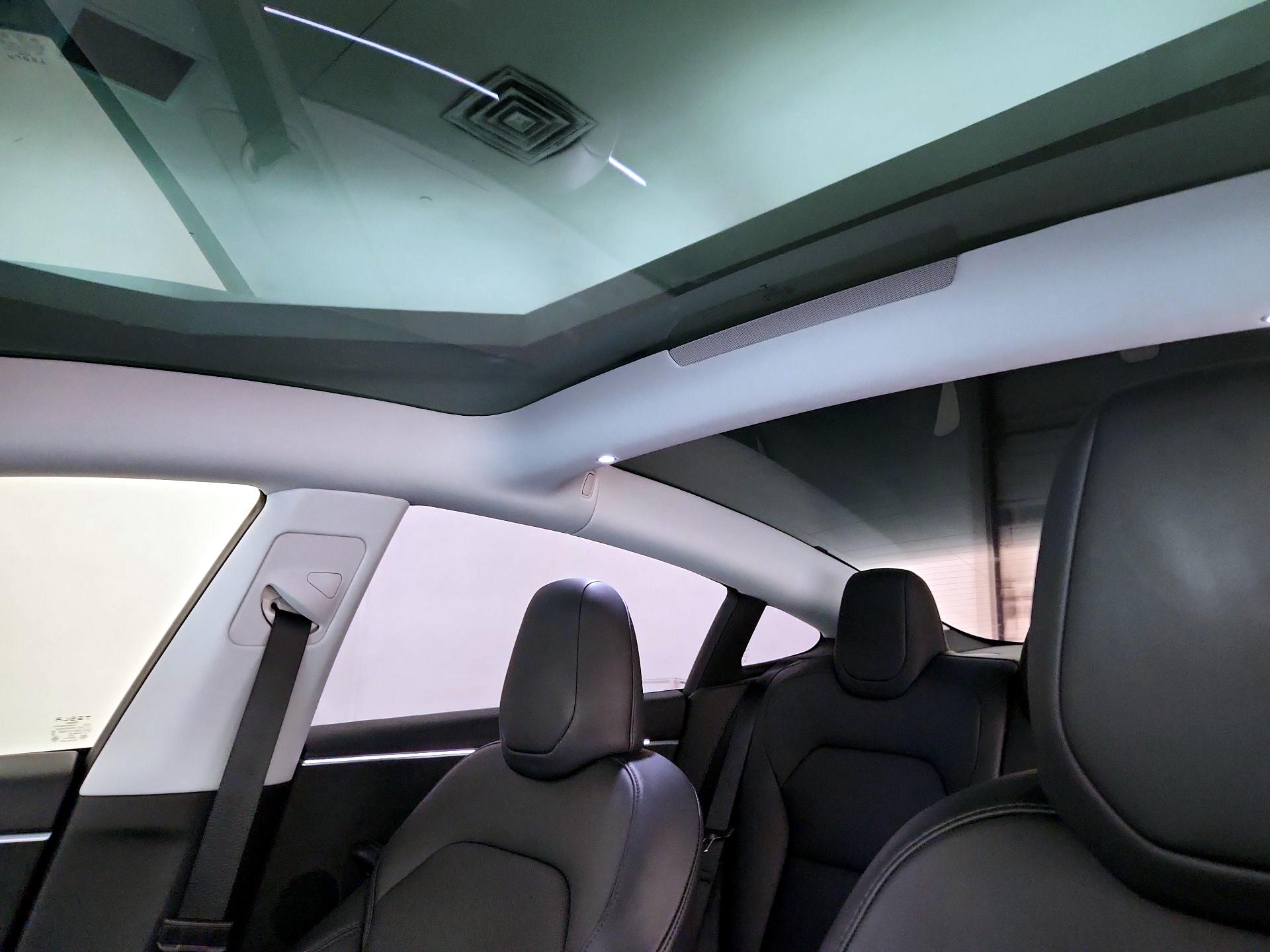 Thumbnail: 2024 Tesla Model 3 - 19