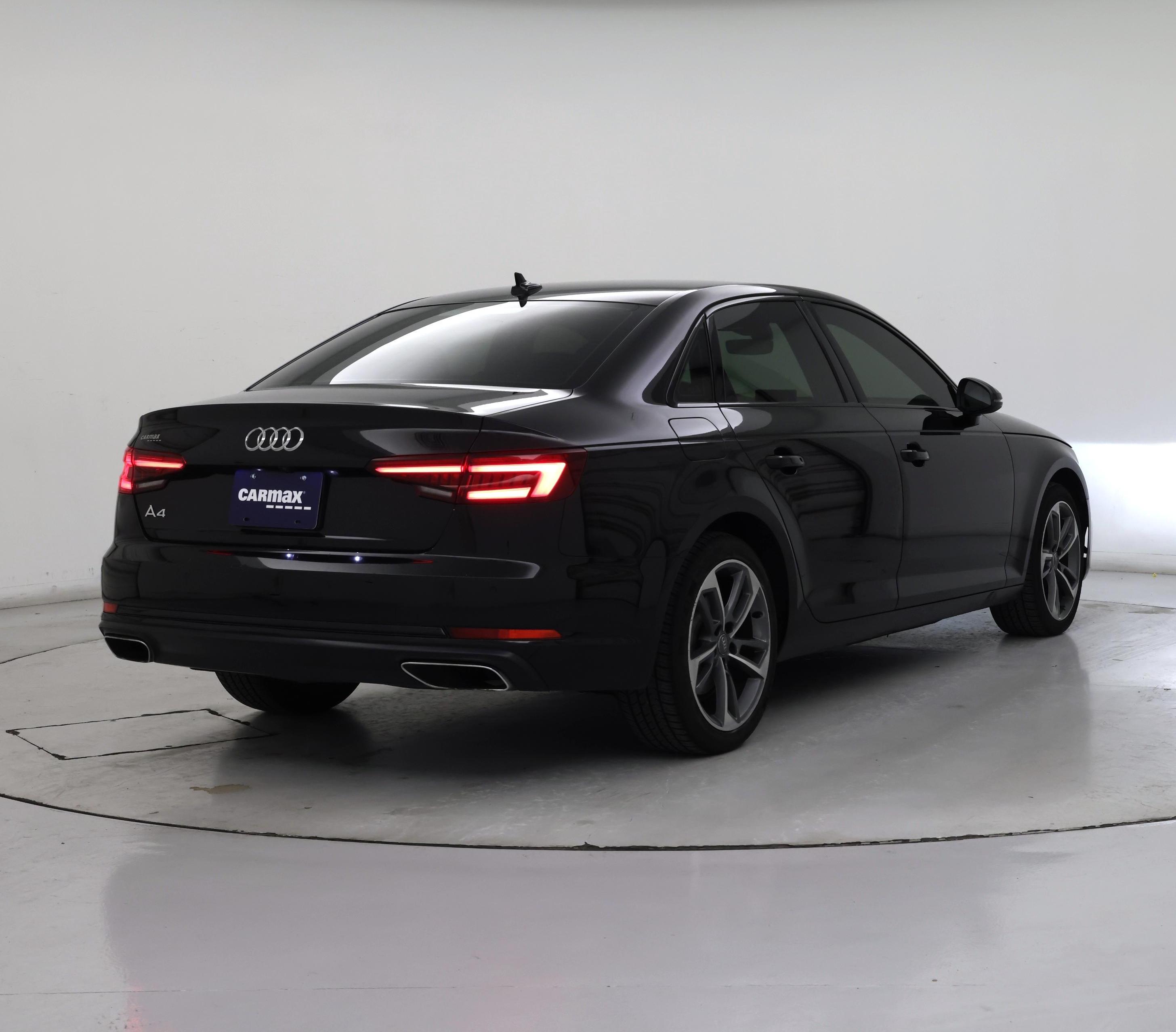 Thumbnail: 2019 Audi A4 - 8