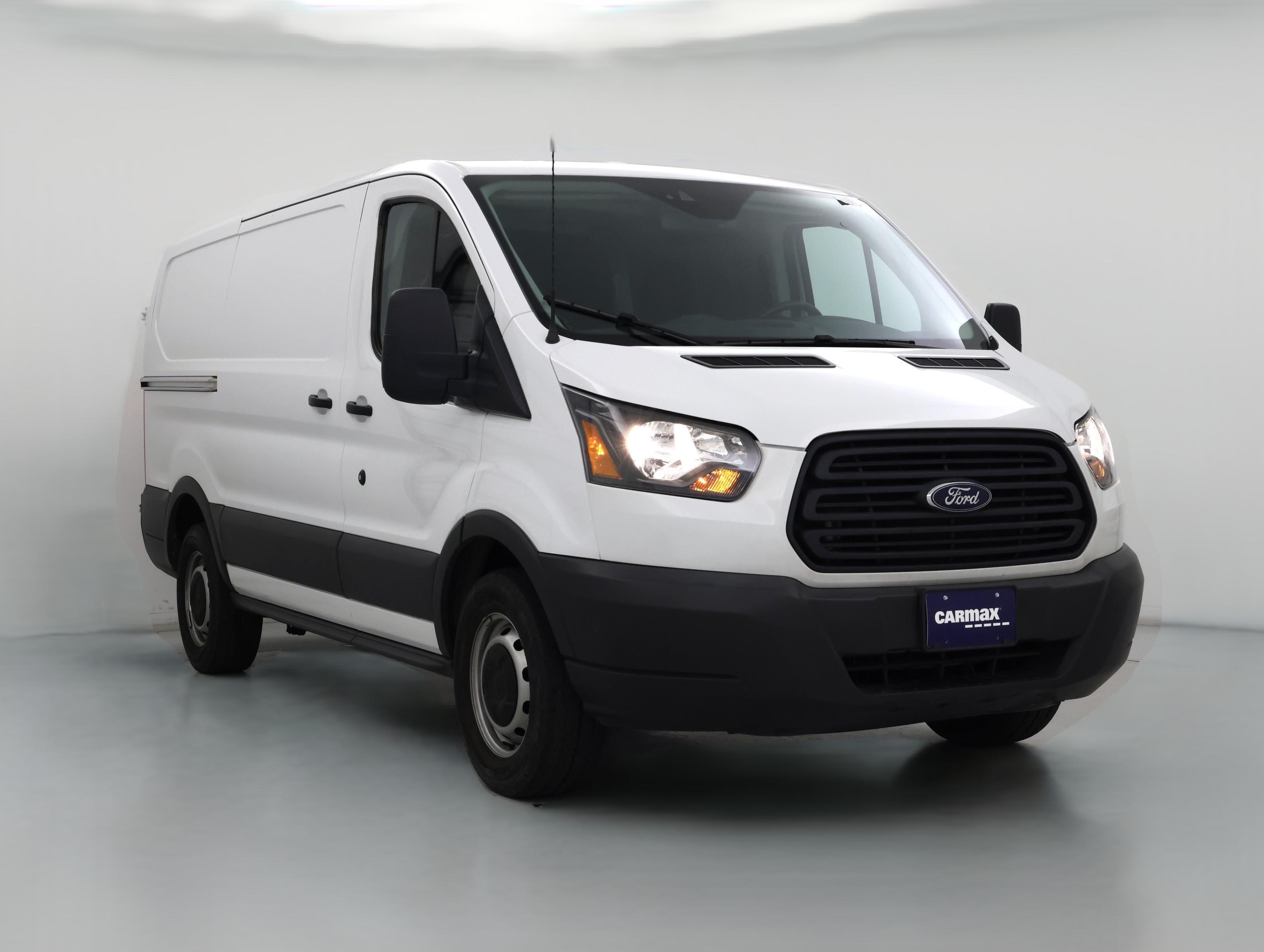 Thumbnail: 2017 Ford Transit Series - 1