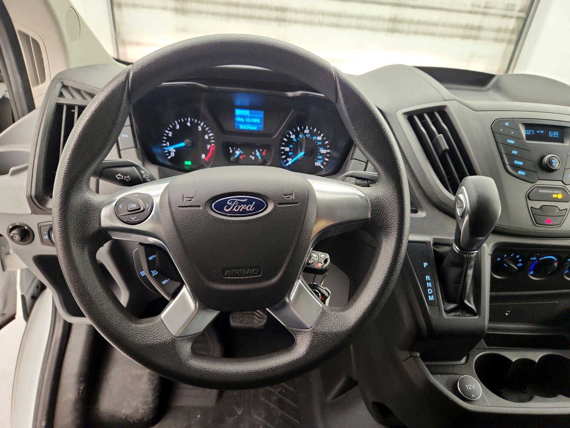 Thumbnail: 2017 Ford Transit Series - 10