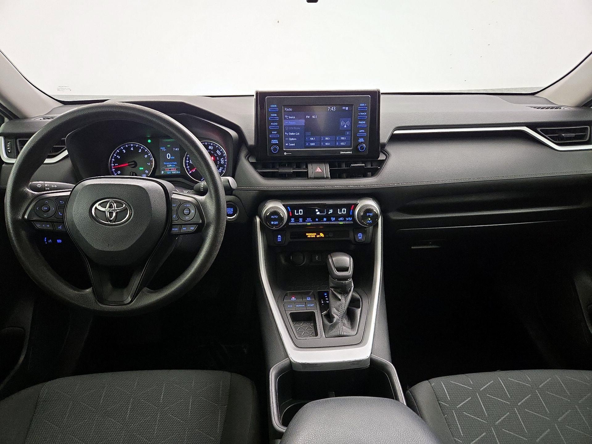 Thumbnail: 2022 Toyota RAV4 - 9