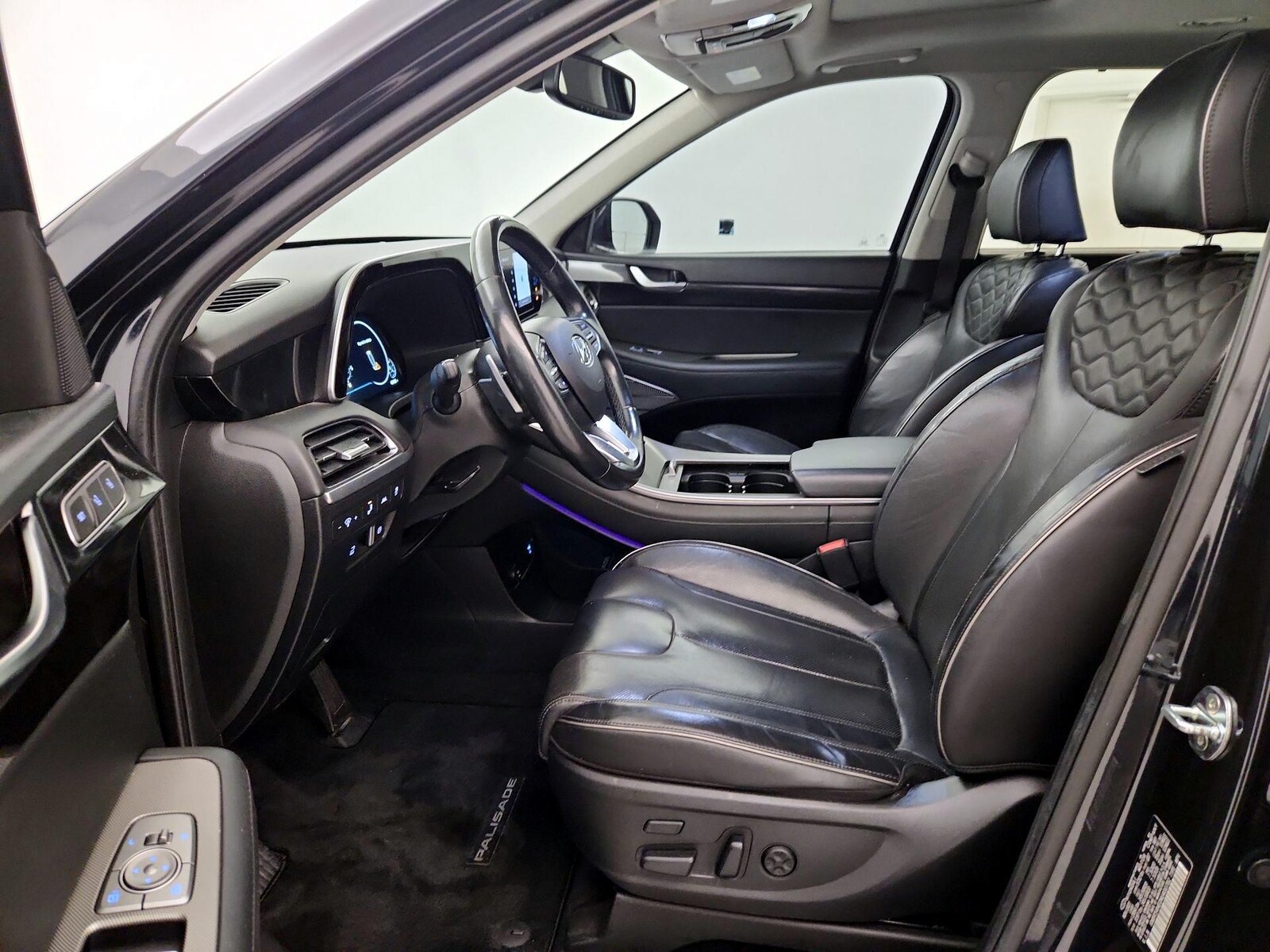 2022 Hyundai Palisade Limited - Photo 12