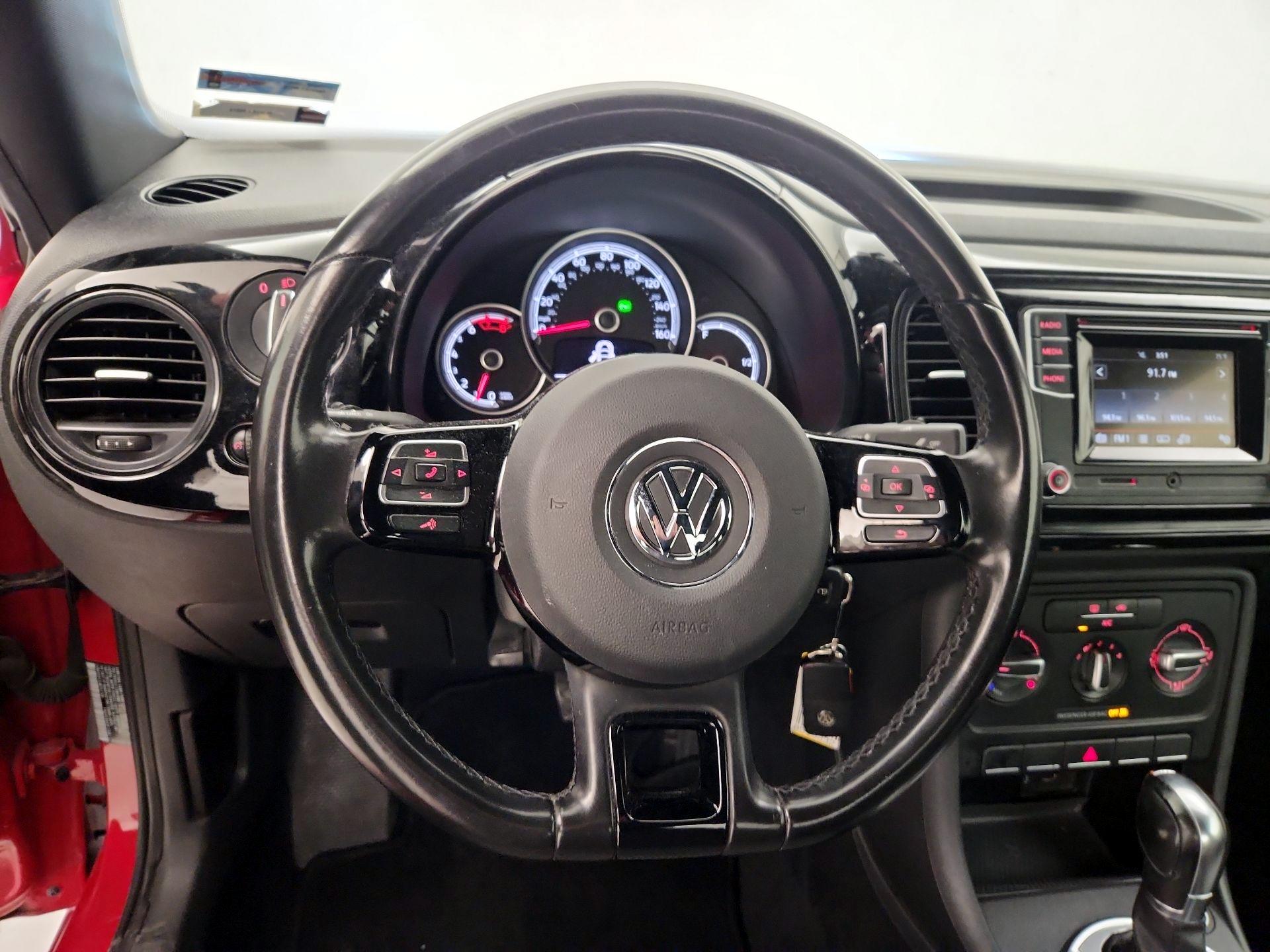 Thumbnail: 2018 Volkswagen Beetle - 10