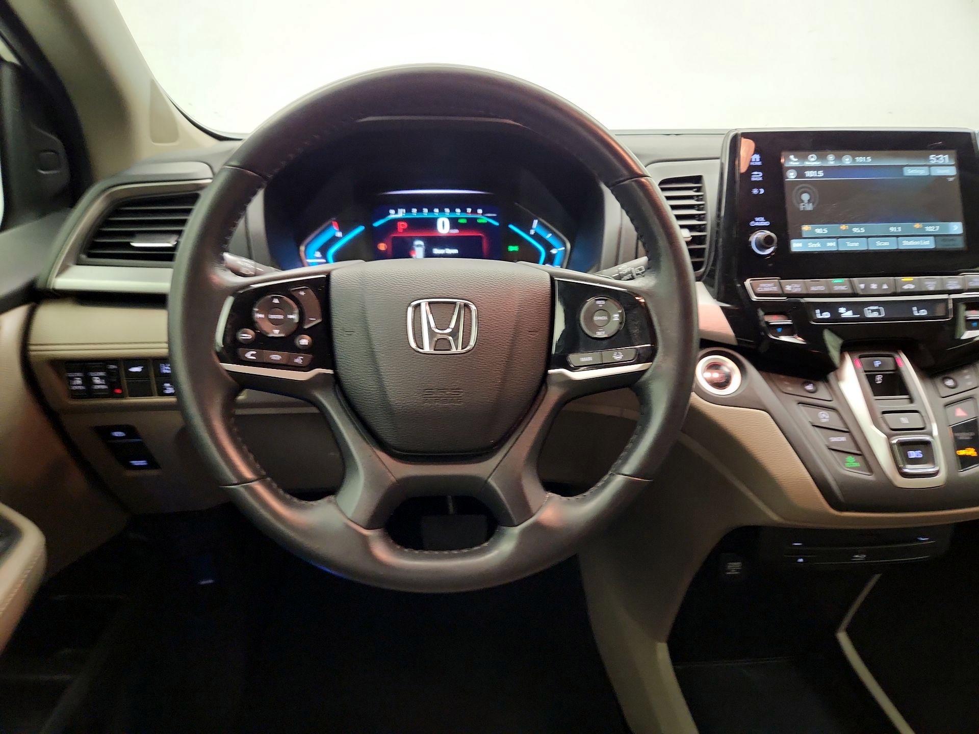 Thumbnail: 2018 Honda Odyssey - 10
