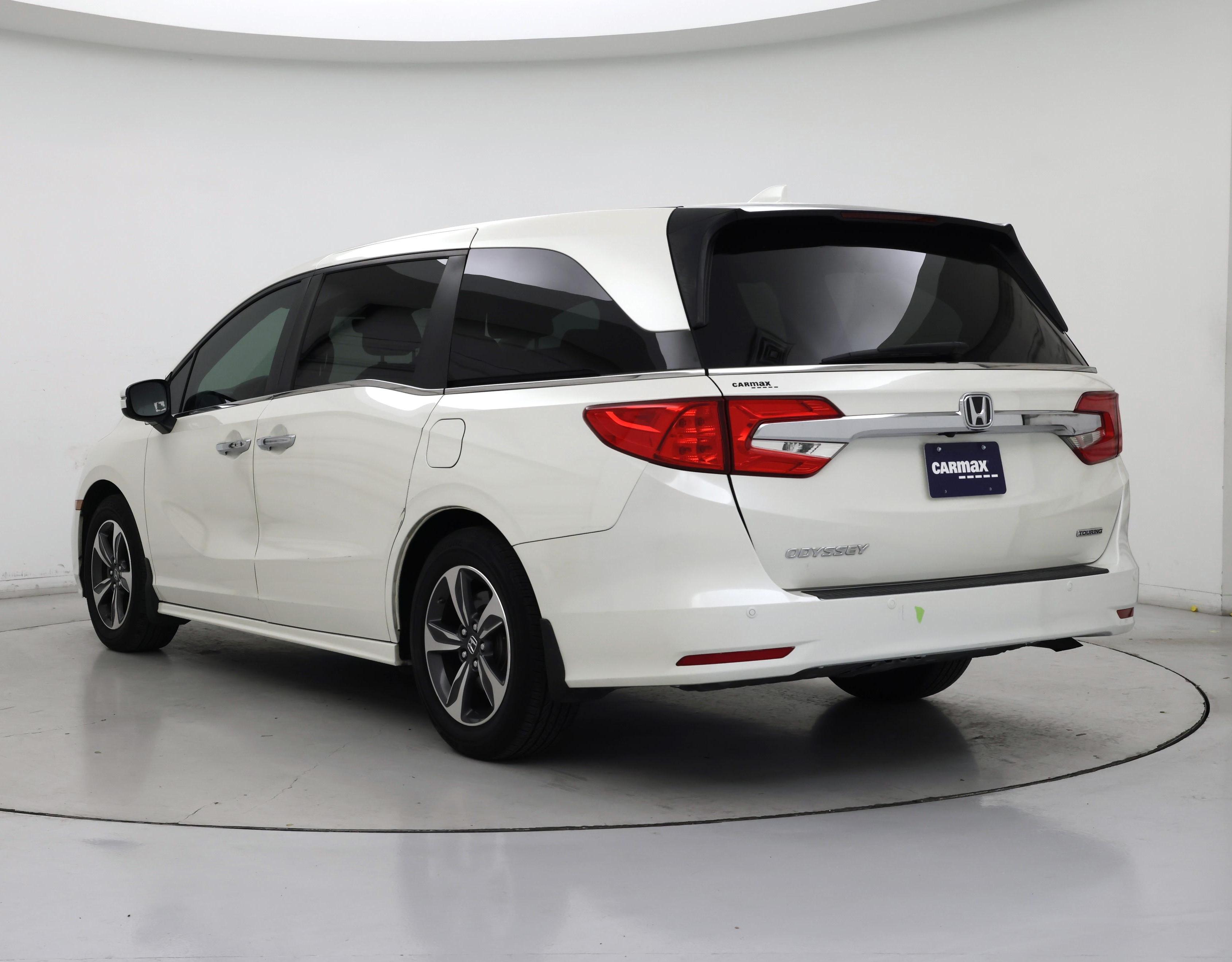 Thumbnail: 2018 Honda Odyssey - 2
