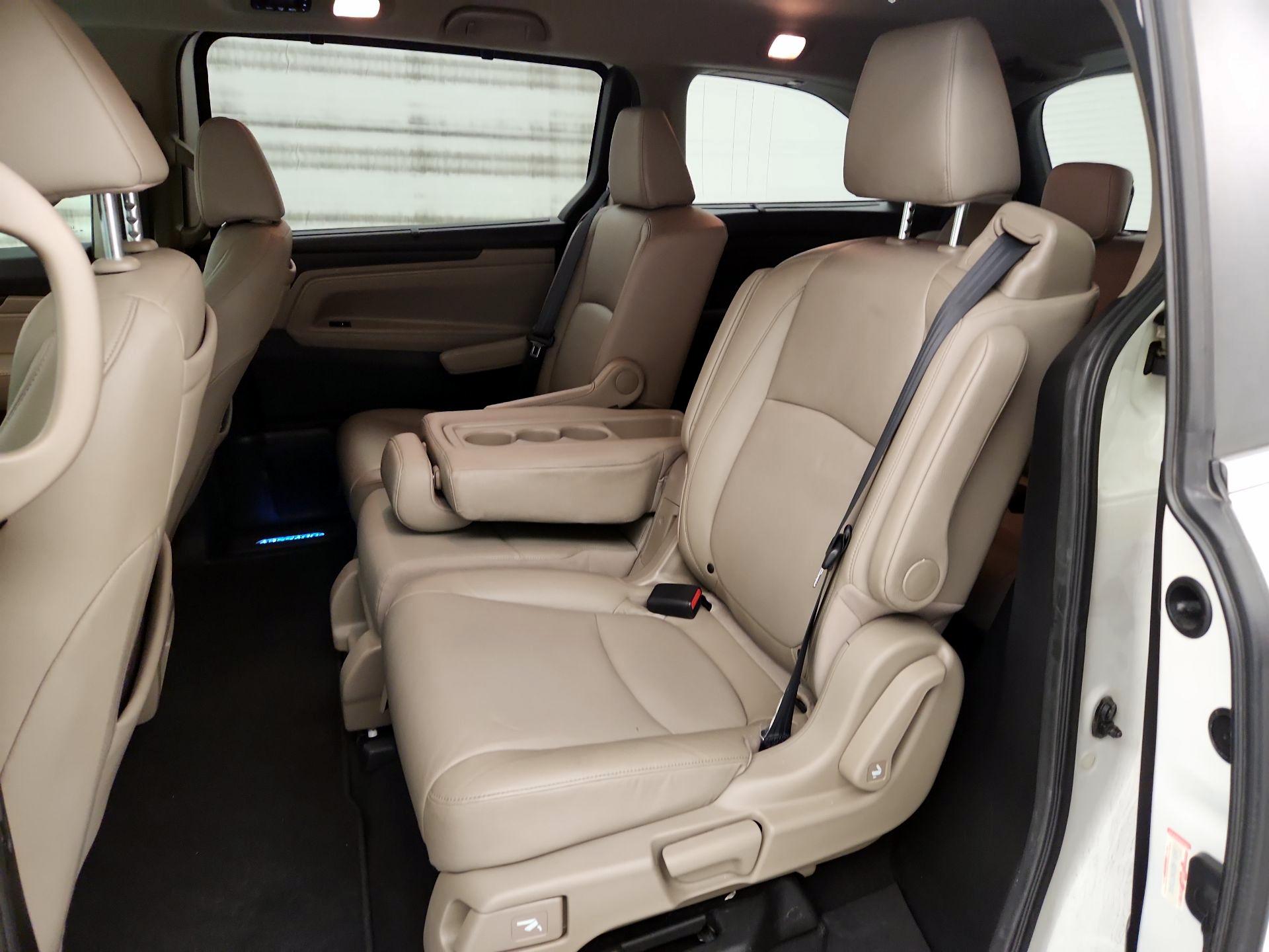 Thumbnail: 2018 Honda Odyssey - 19