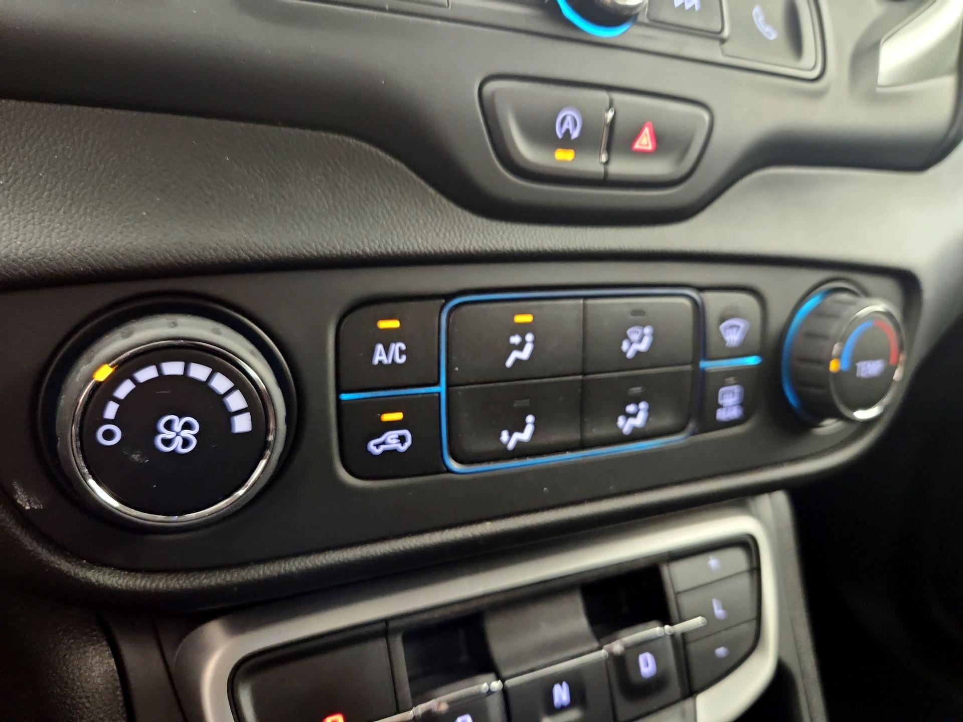Thumbnail: 2024 GMC Terrain - 16