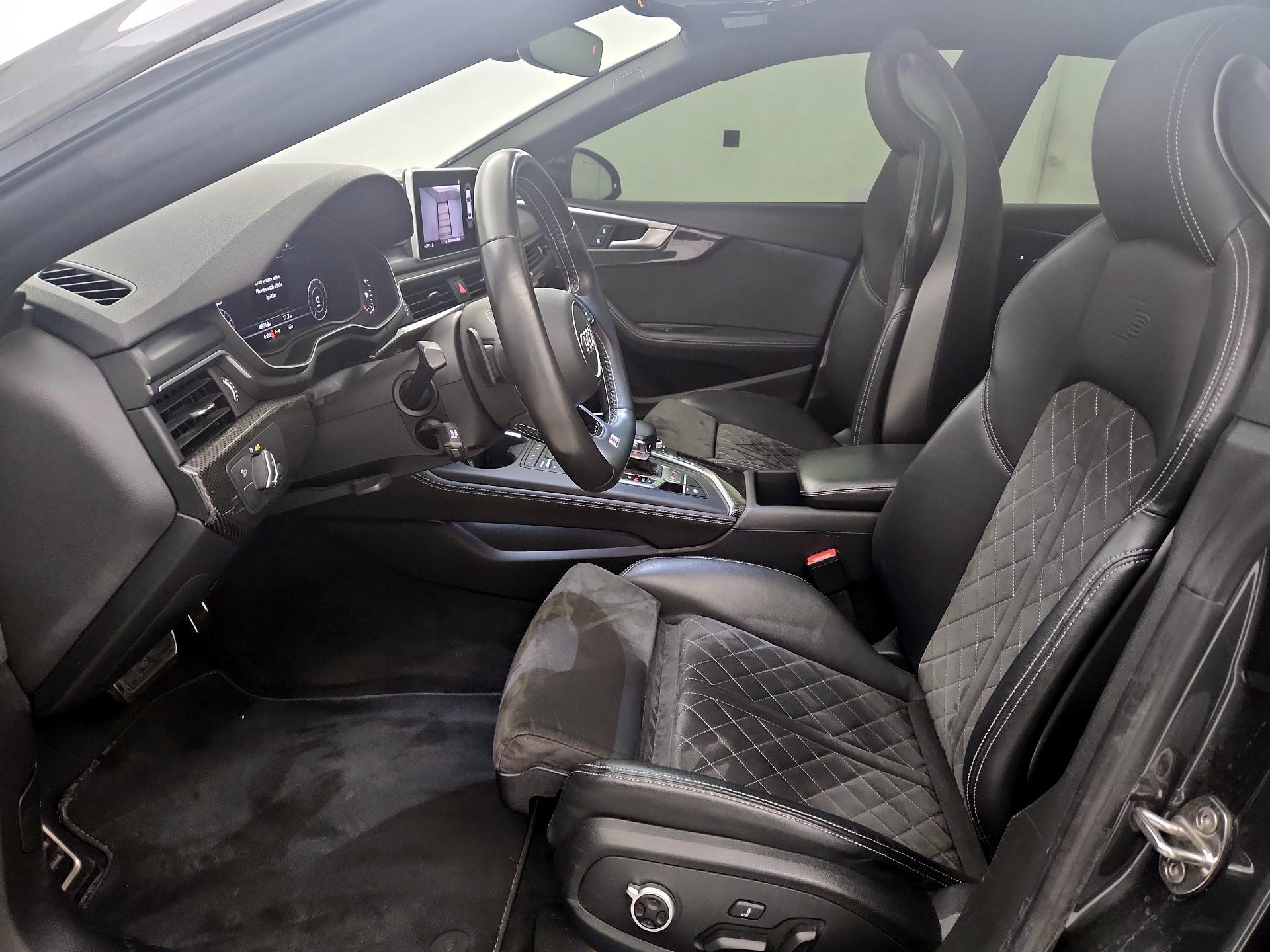 Thumbnail: 2019 Audi S5 - 11