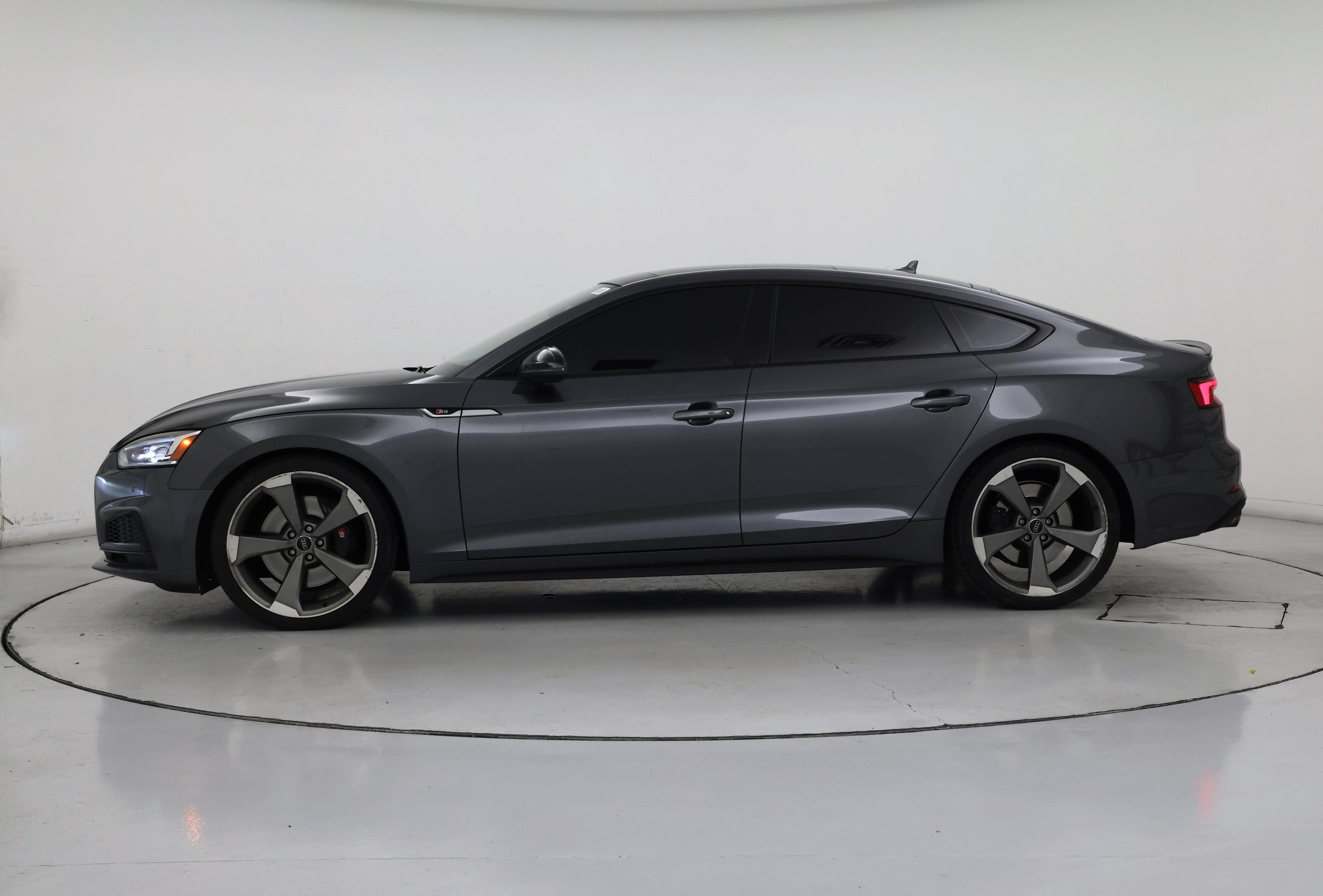 Thumbnail: 2019 Audi S5 - 3