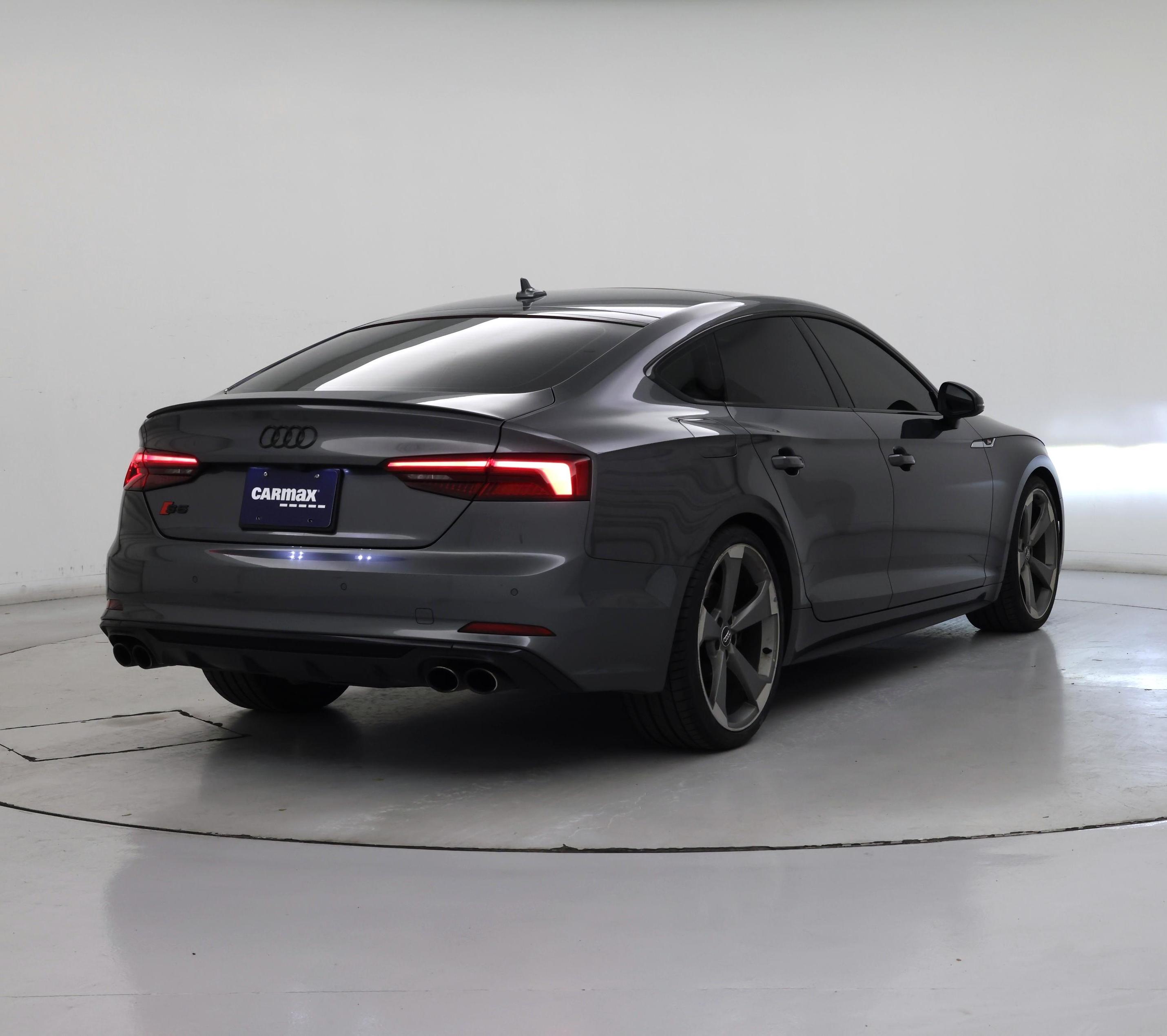 Thumbnail: 2019 Audi S5 - 8