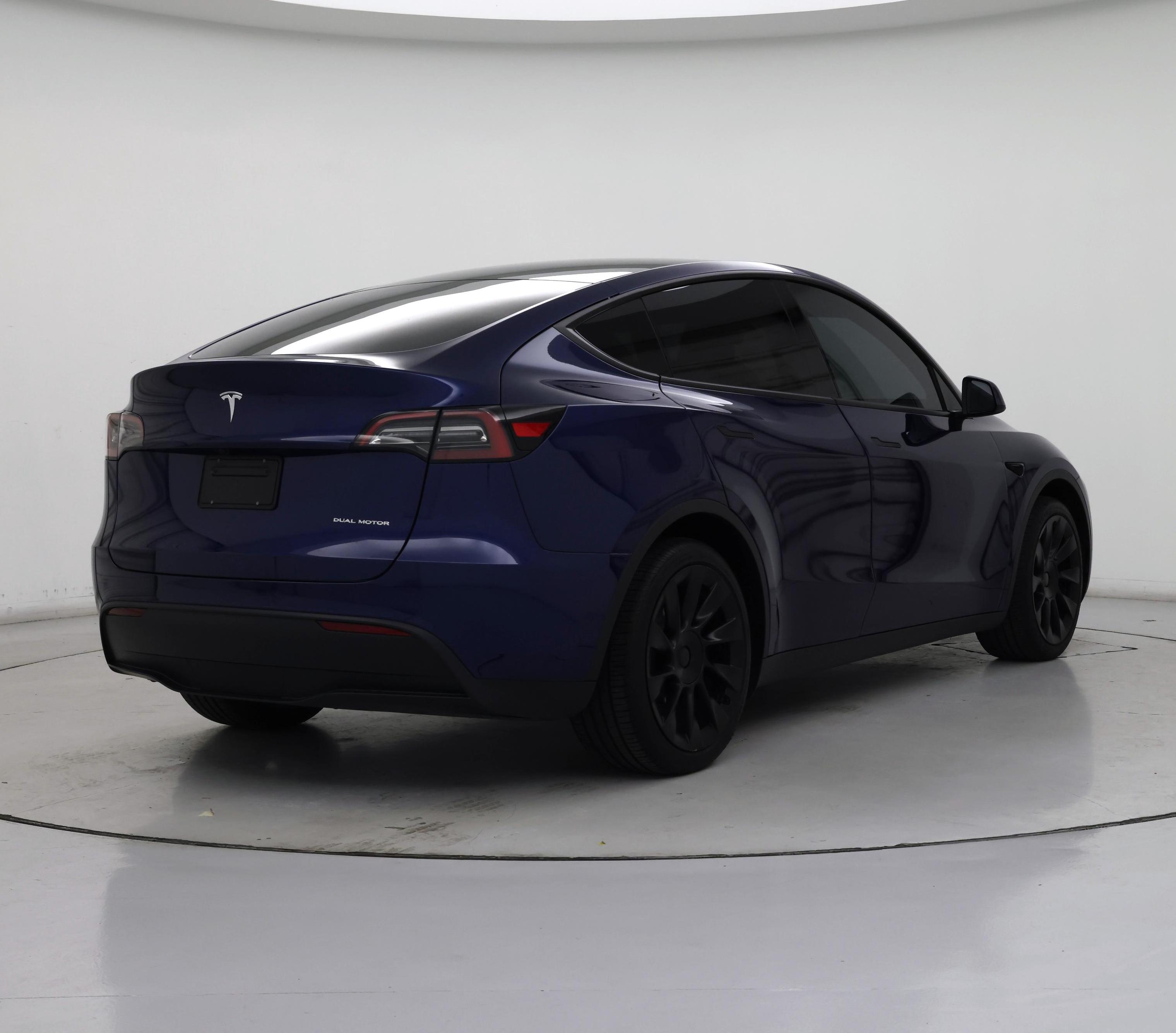Thumbnail: 2024 Tesla Model Y - 8