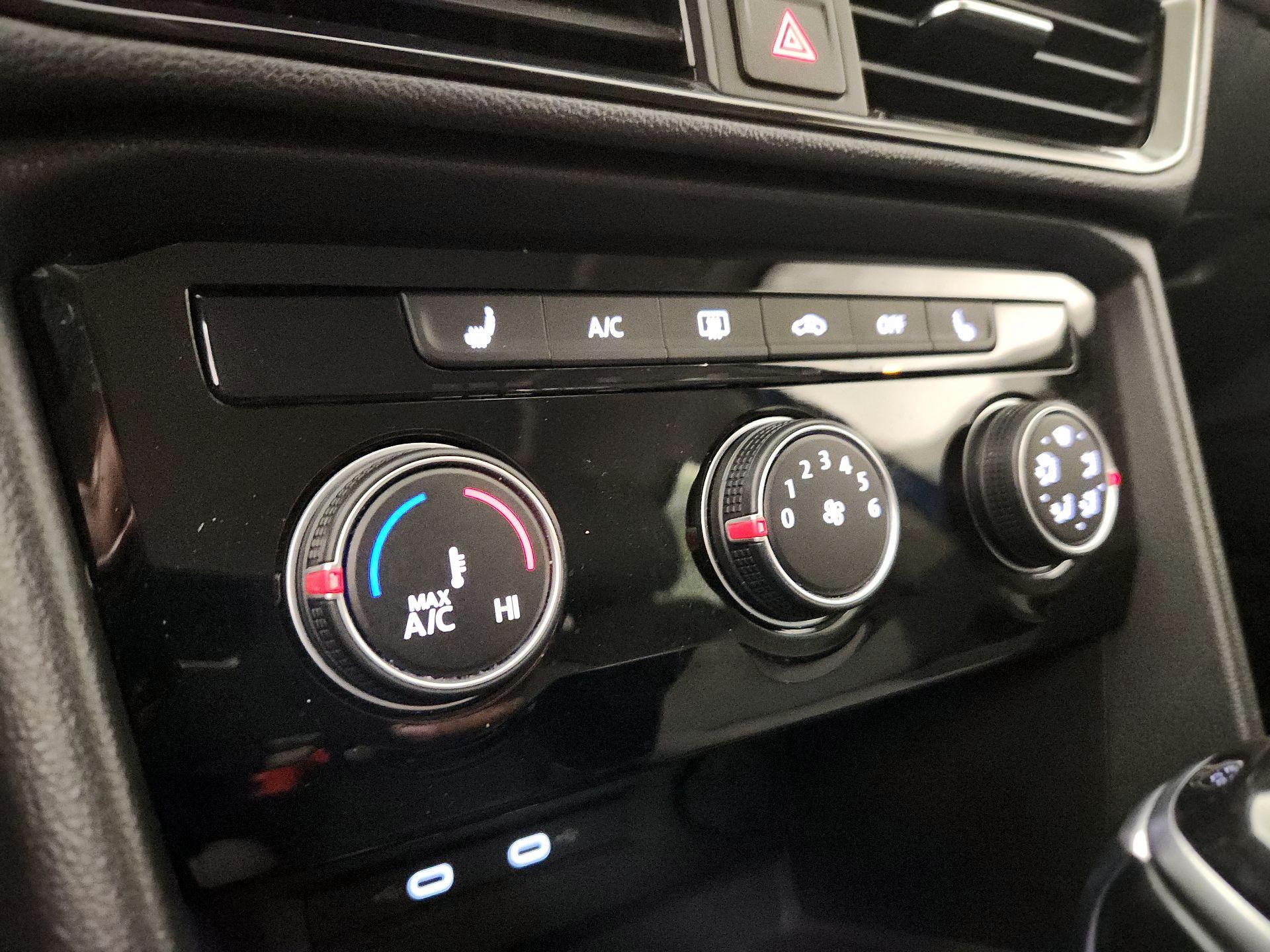 Thumbnail: 2023 Volkswagen Taos - 16