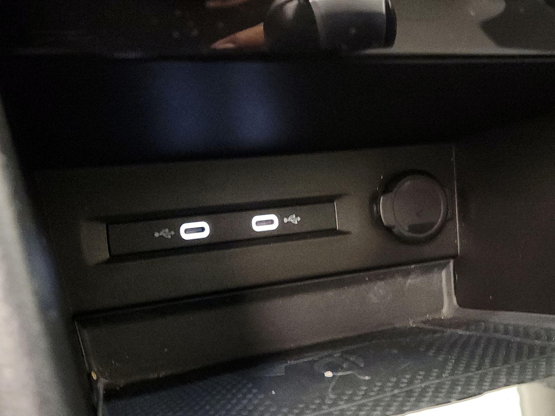 Thumbnail: 2023 Volkswagen Taos - 18