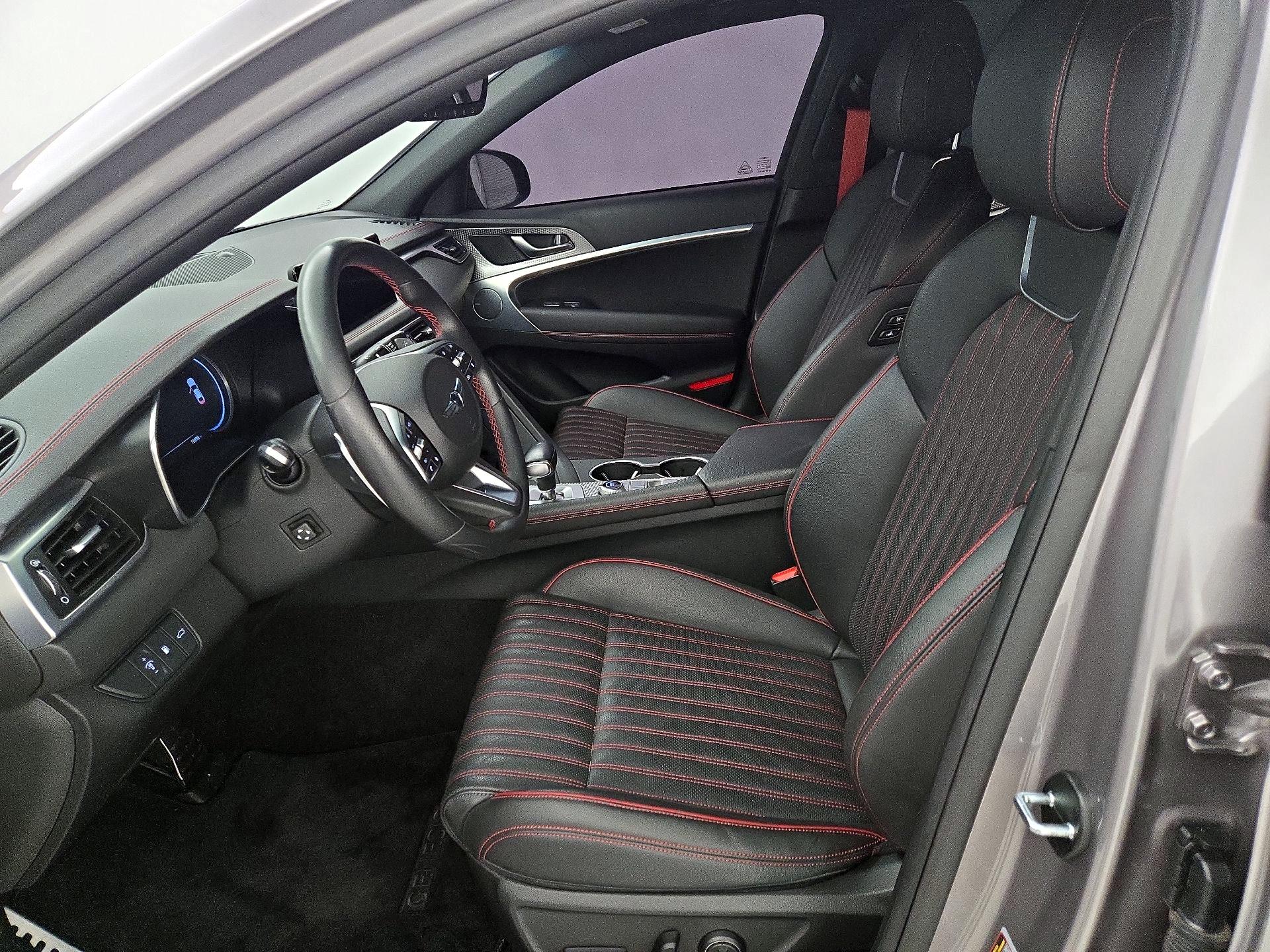 Thumbnail: 2023 Genesis G70 - 11