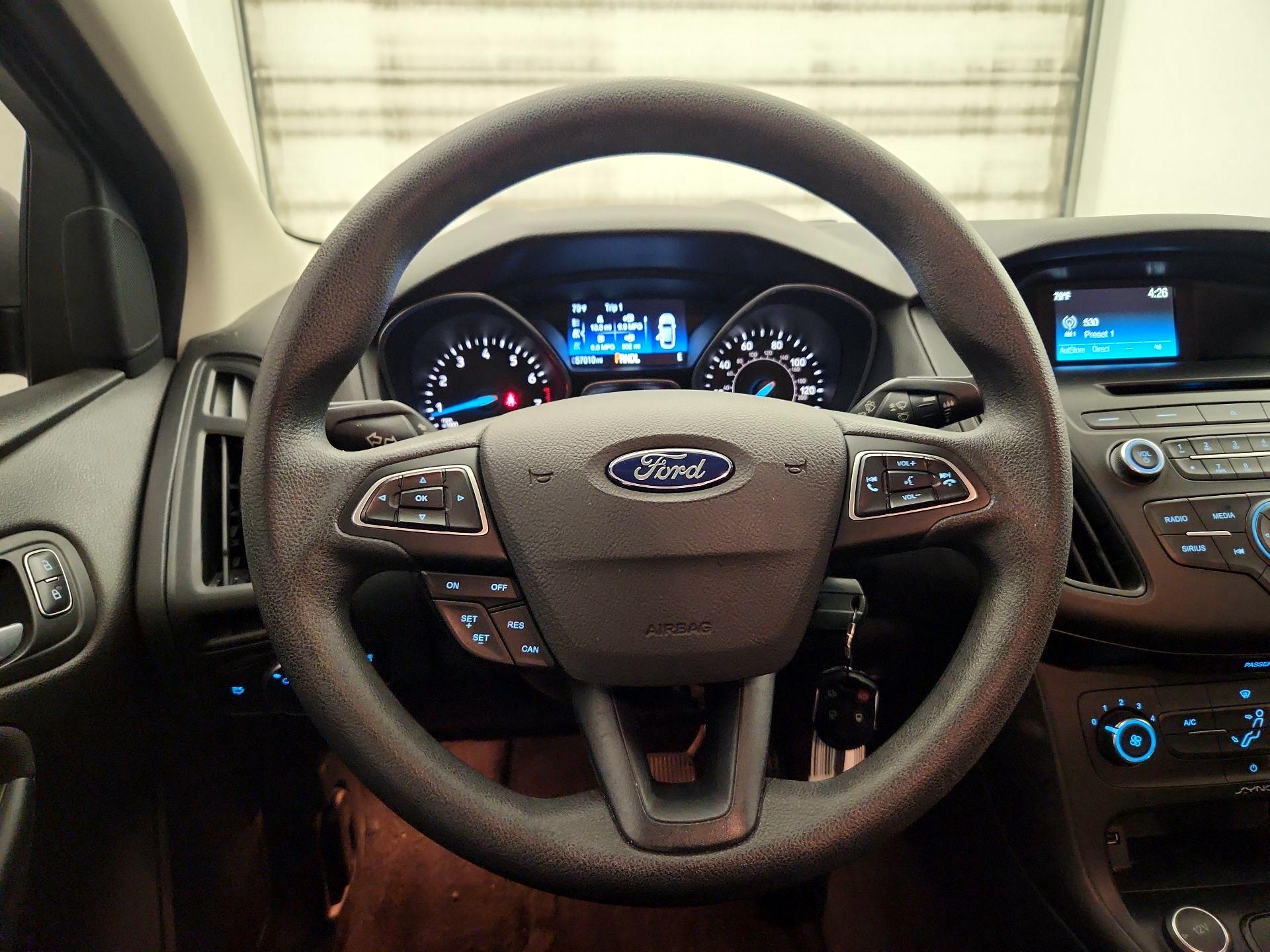 Thumbnail: 2017 Ford Focus - 10