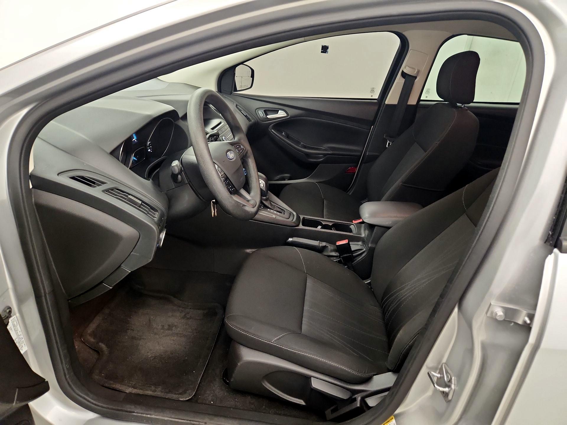 Thumbnail: 2017 Ford Focus - 11