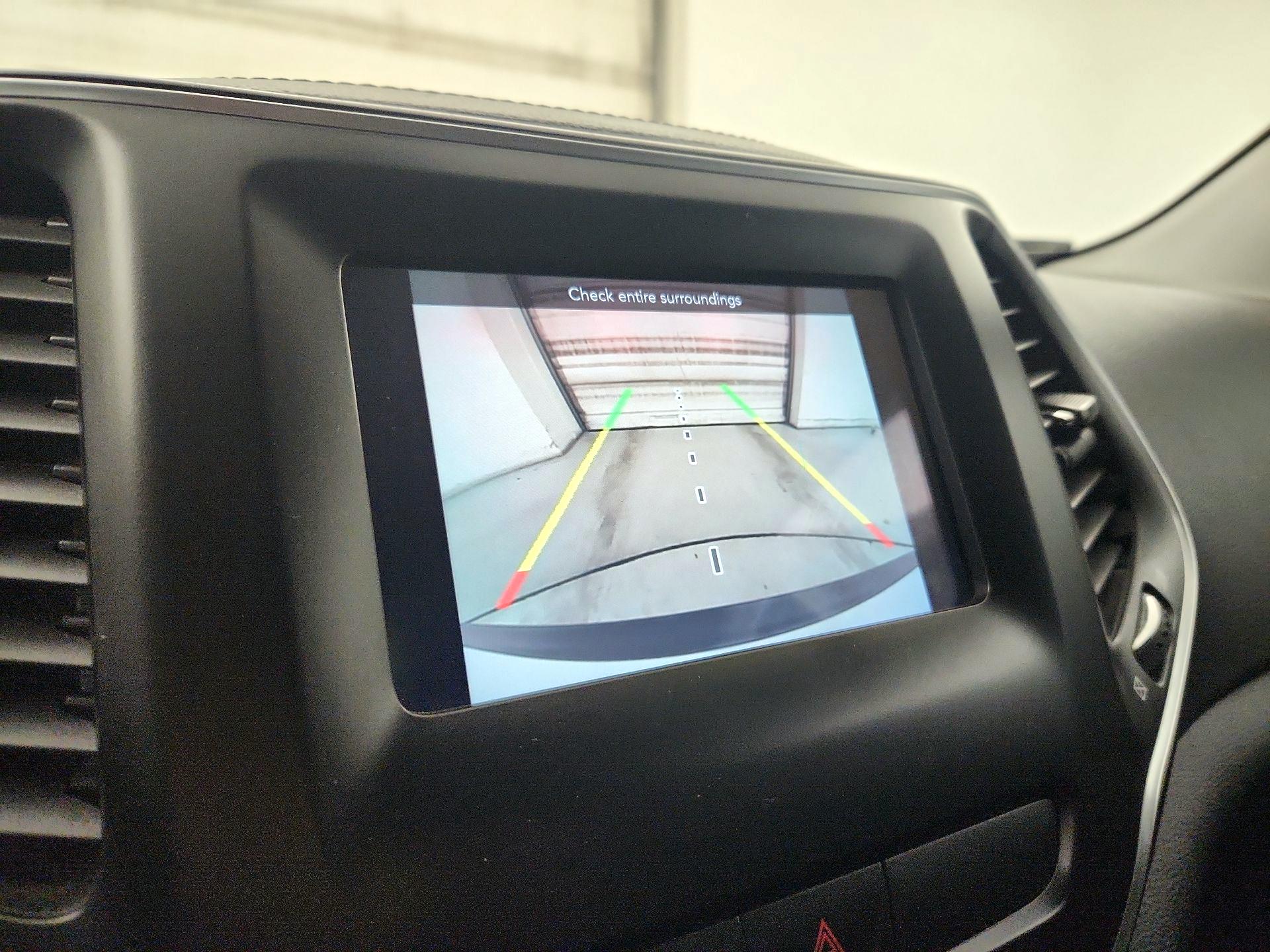 Thumbnail: 2020 Jeep Cherokee - 14