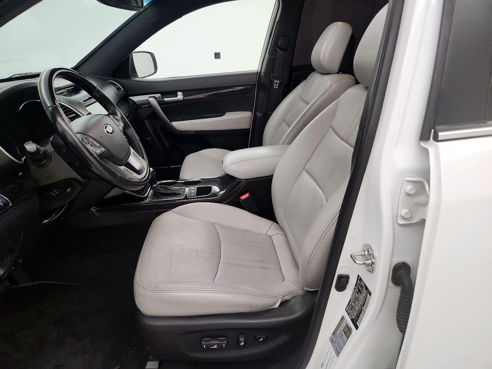 2014 Kia Sorento Limited - Photo 12