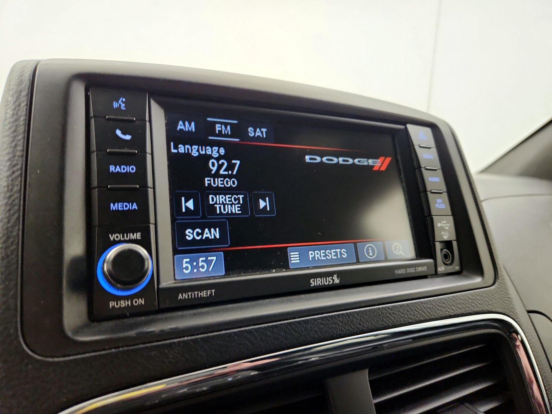 Thumbnail: 2017 Dodge Grand Caravan - 15