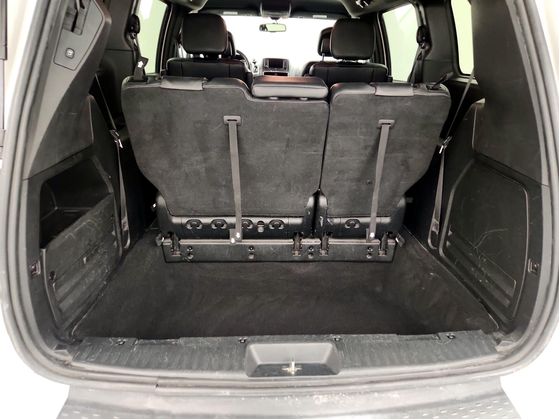 Thumbnail: 2017 Dodge Grand Caravan - 20
